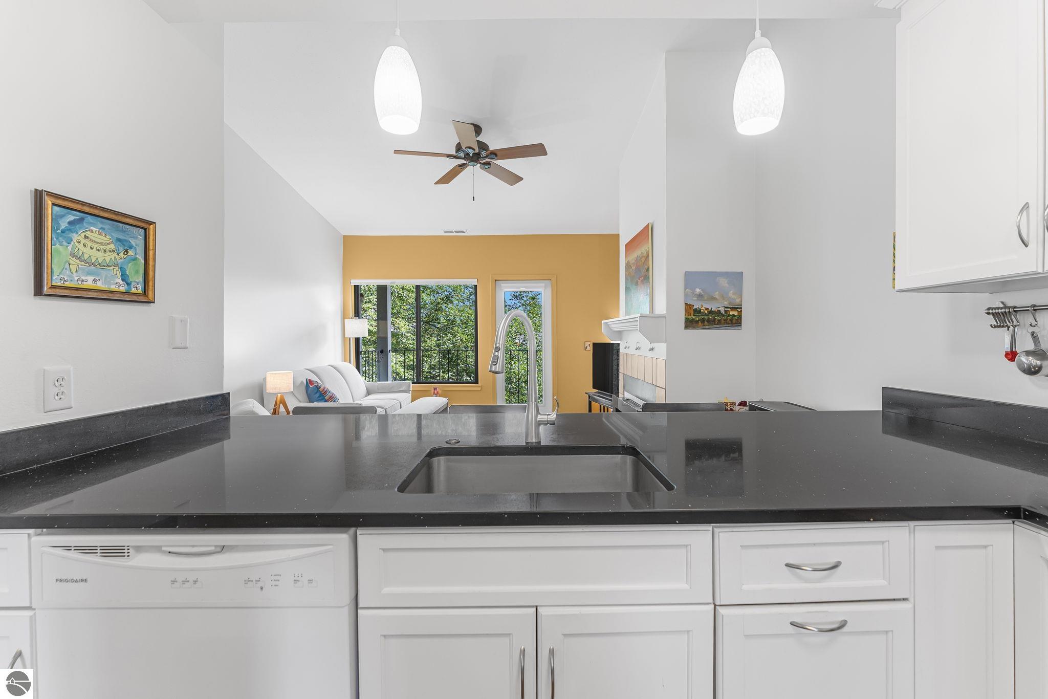 545 Riverine Drive # 304 Unit: #304