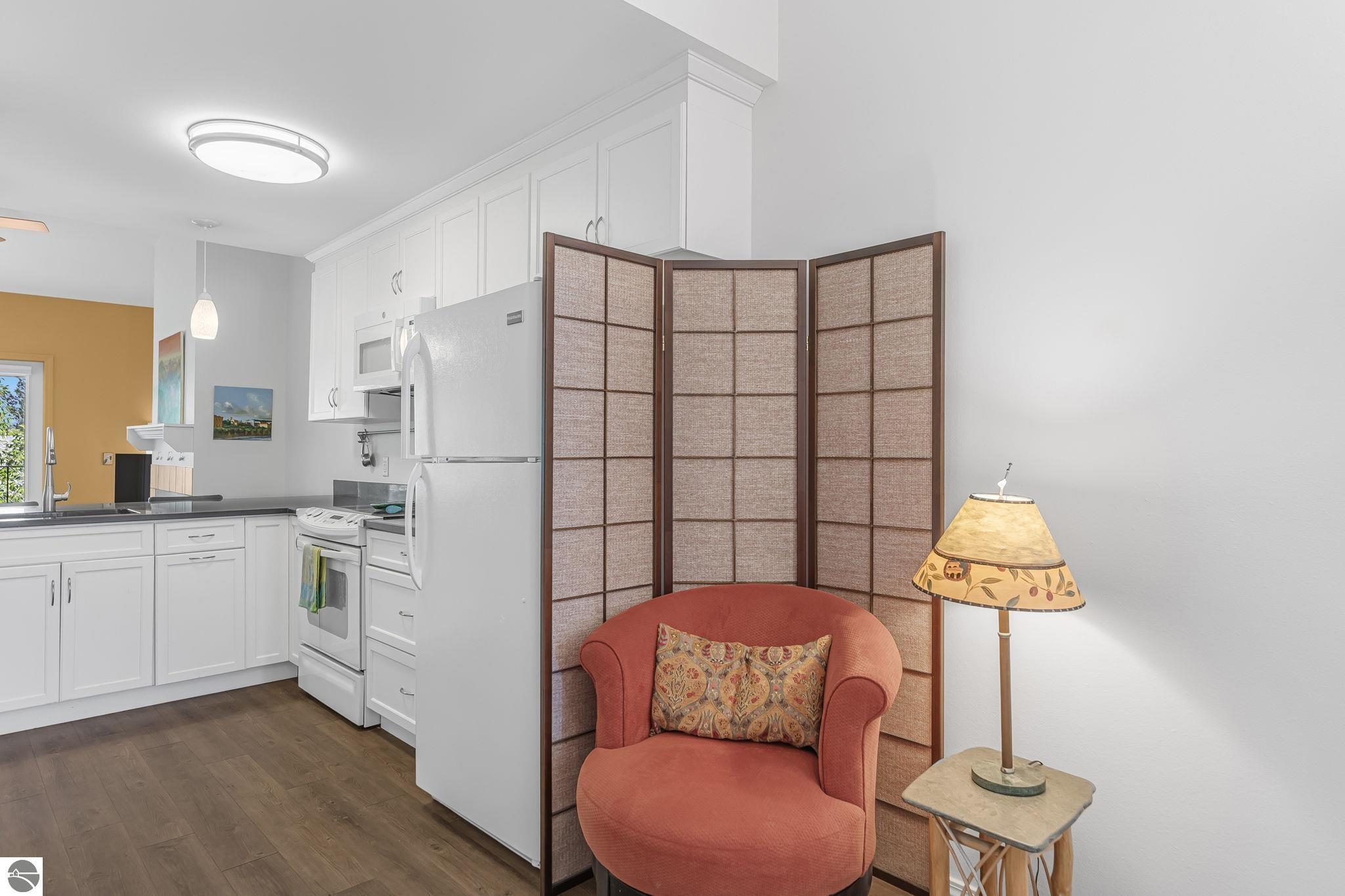 545 Riverine Drive # 304 Unit: #304