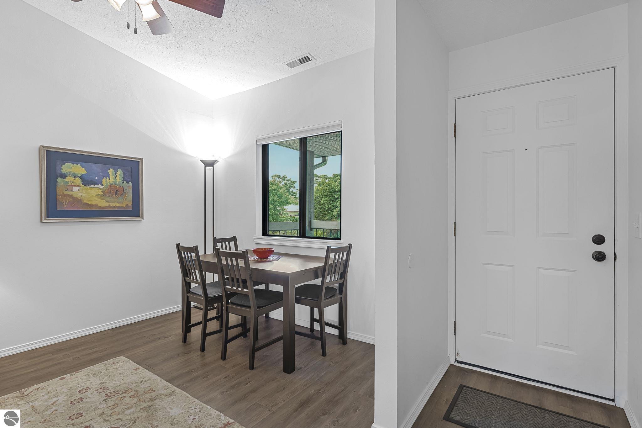 545 Riverine Drive # 304 Unit: #304