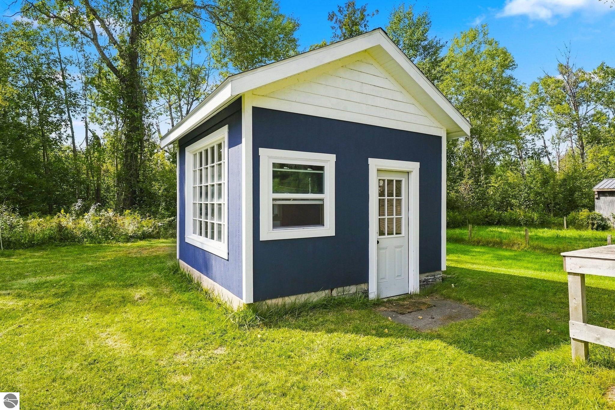 3221 N Four Mile Road