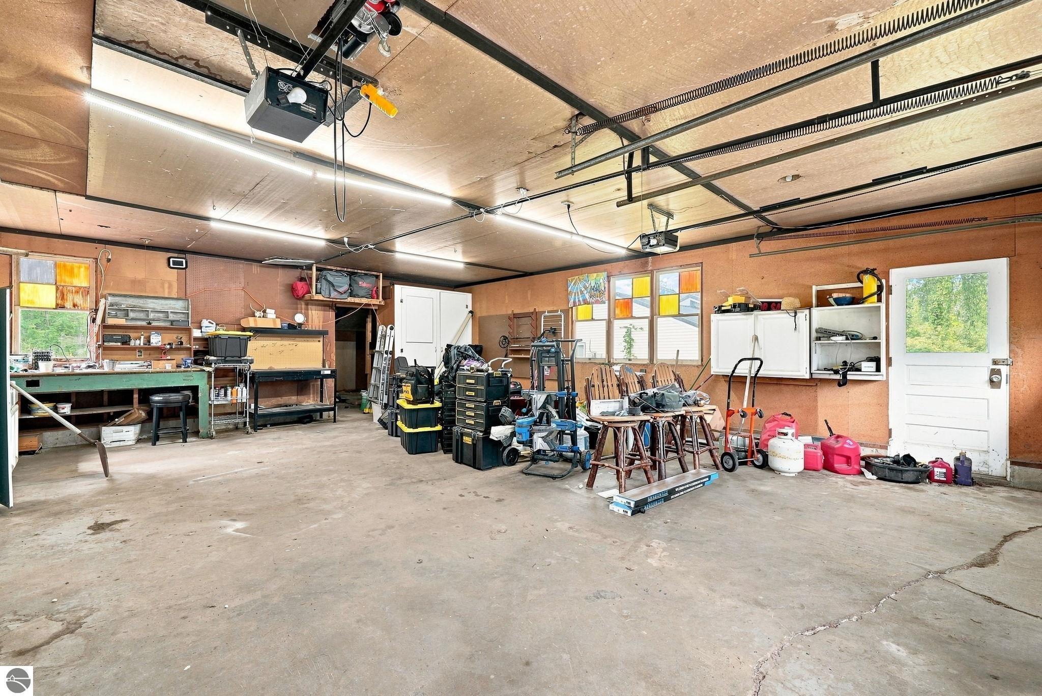 3221 N Four Mile Road