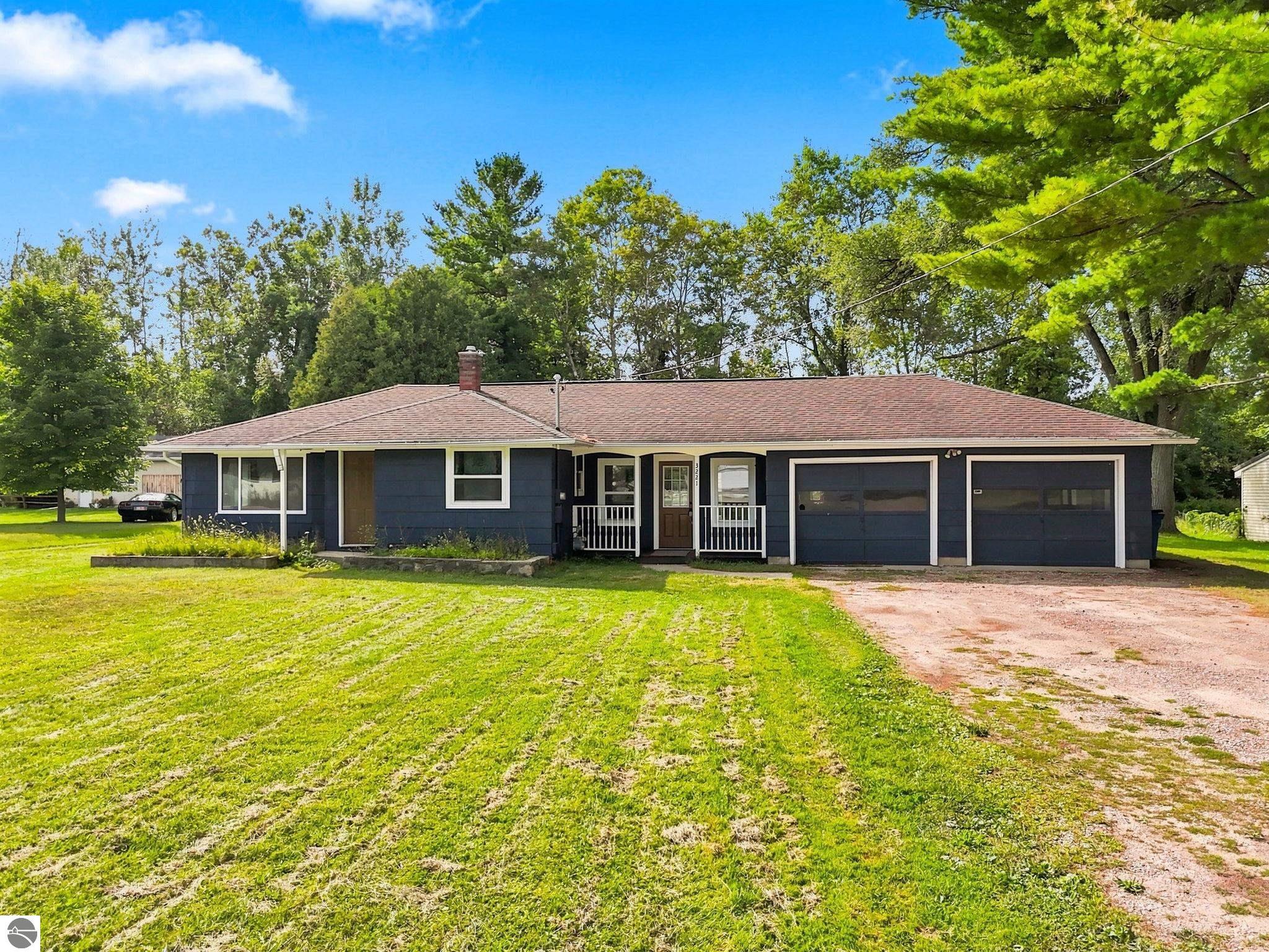 3221 N Four Mile Road