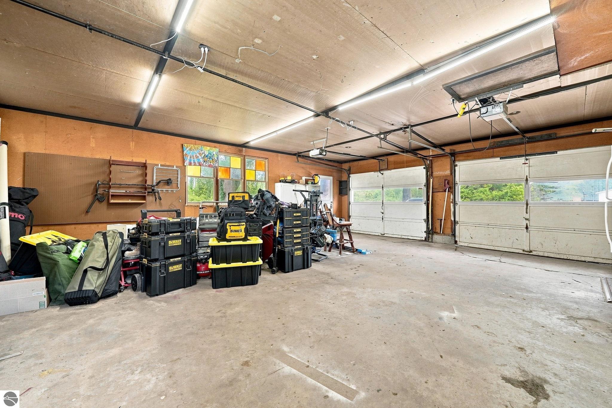 3221 N Four Mile Road