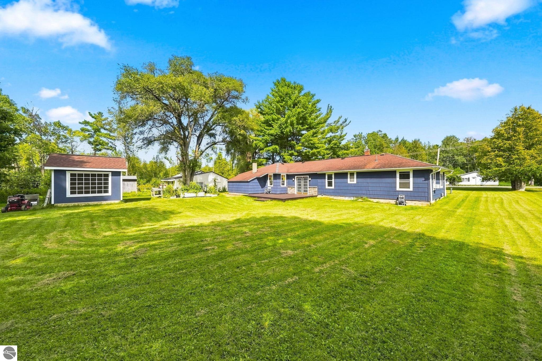 3221 N Four Mile Road