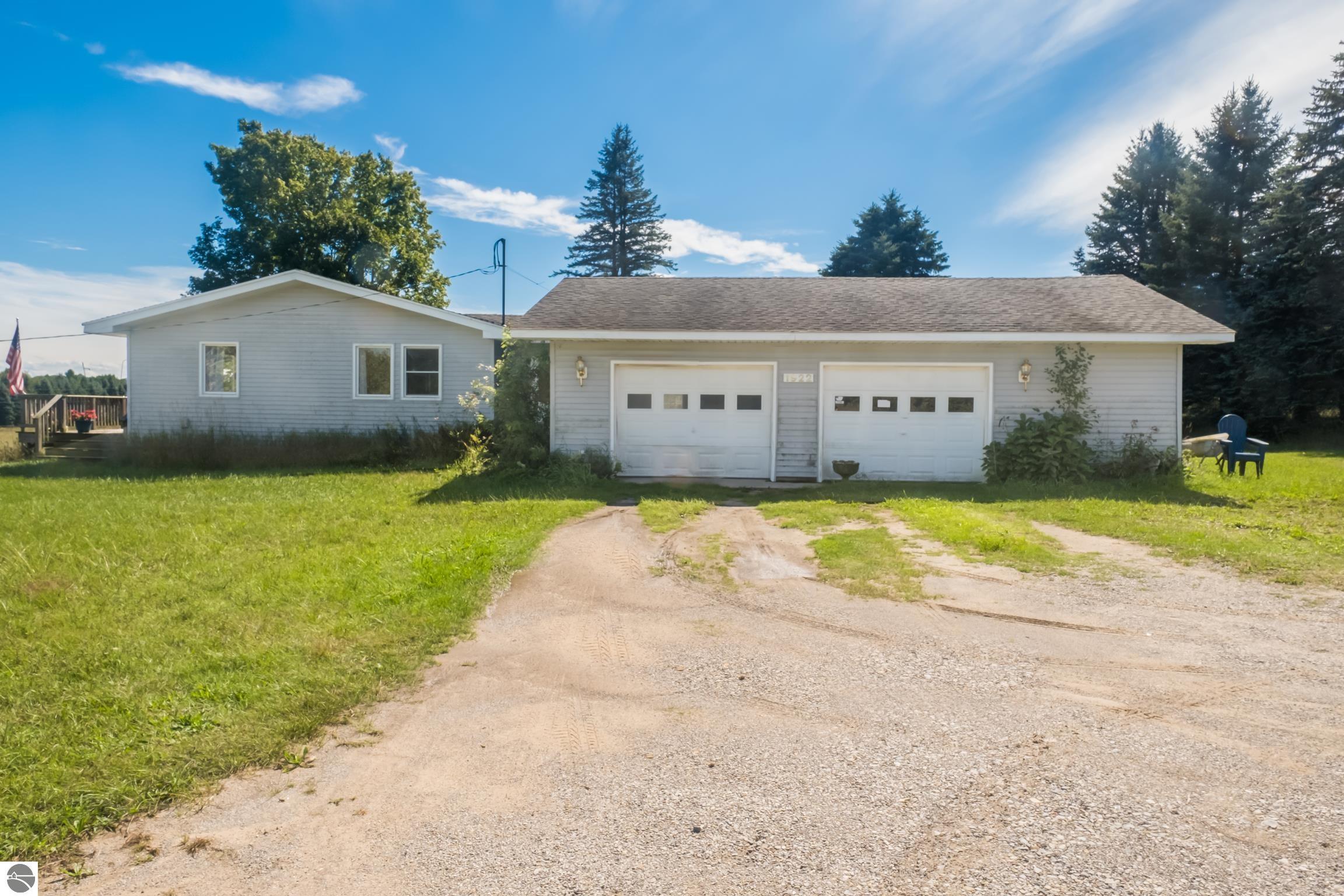 1922 E Darga Road