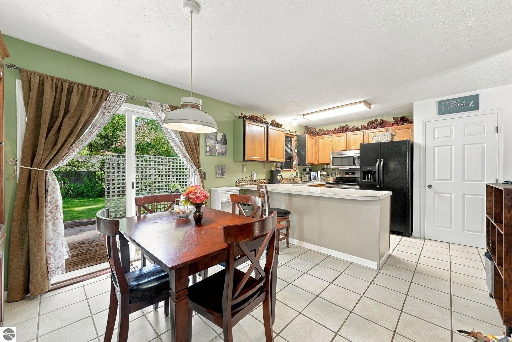 1823 Pine Lane