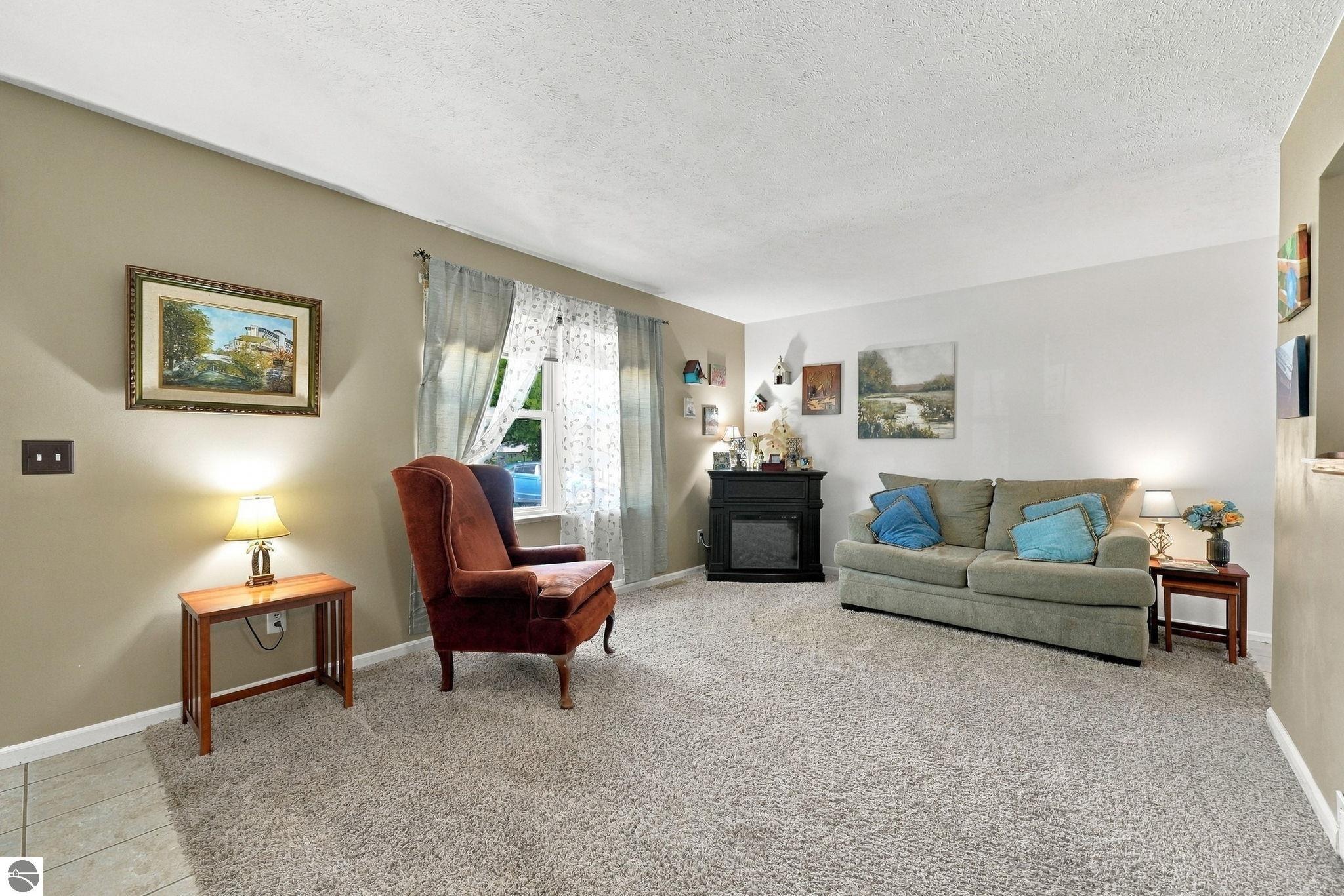1823 Pine Lane