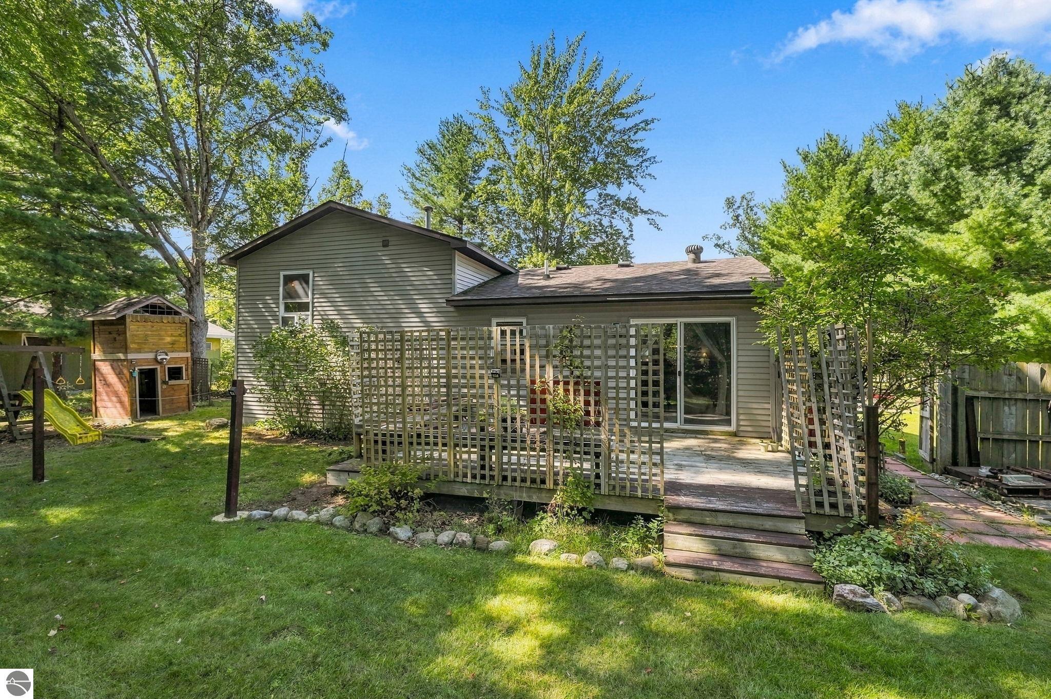 1823 Pine Lane