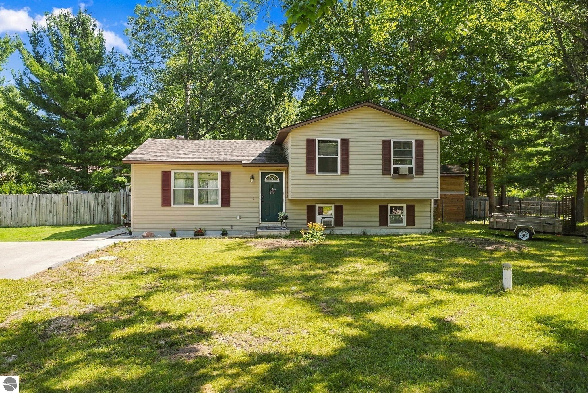 1823 Pine Lane