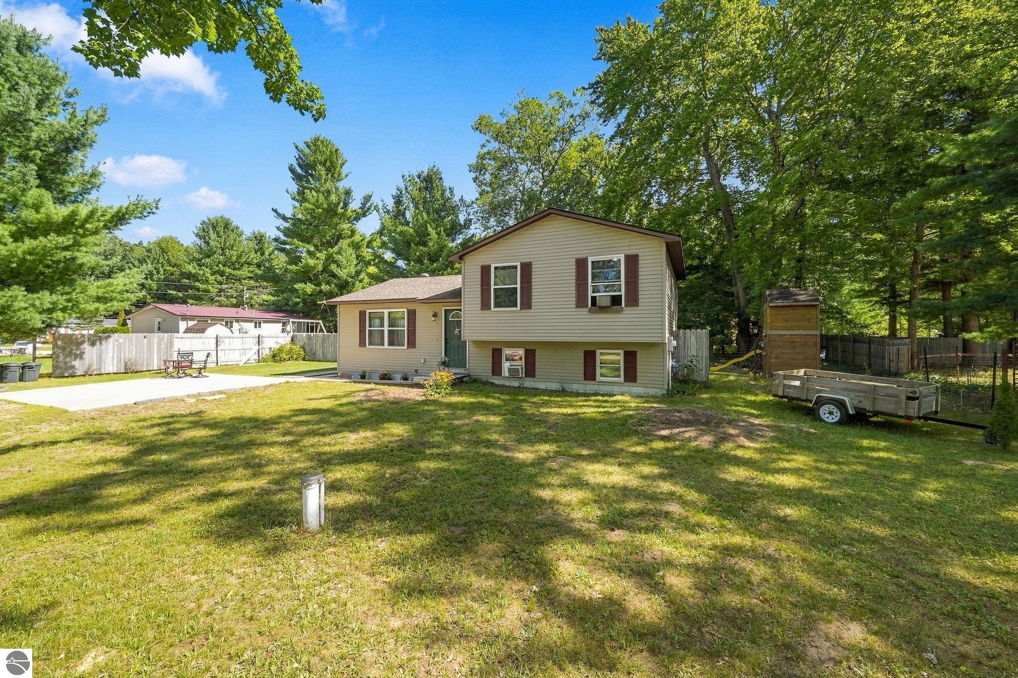 1823 Pine Lane