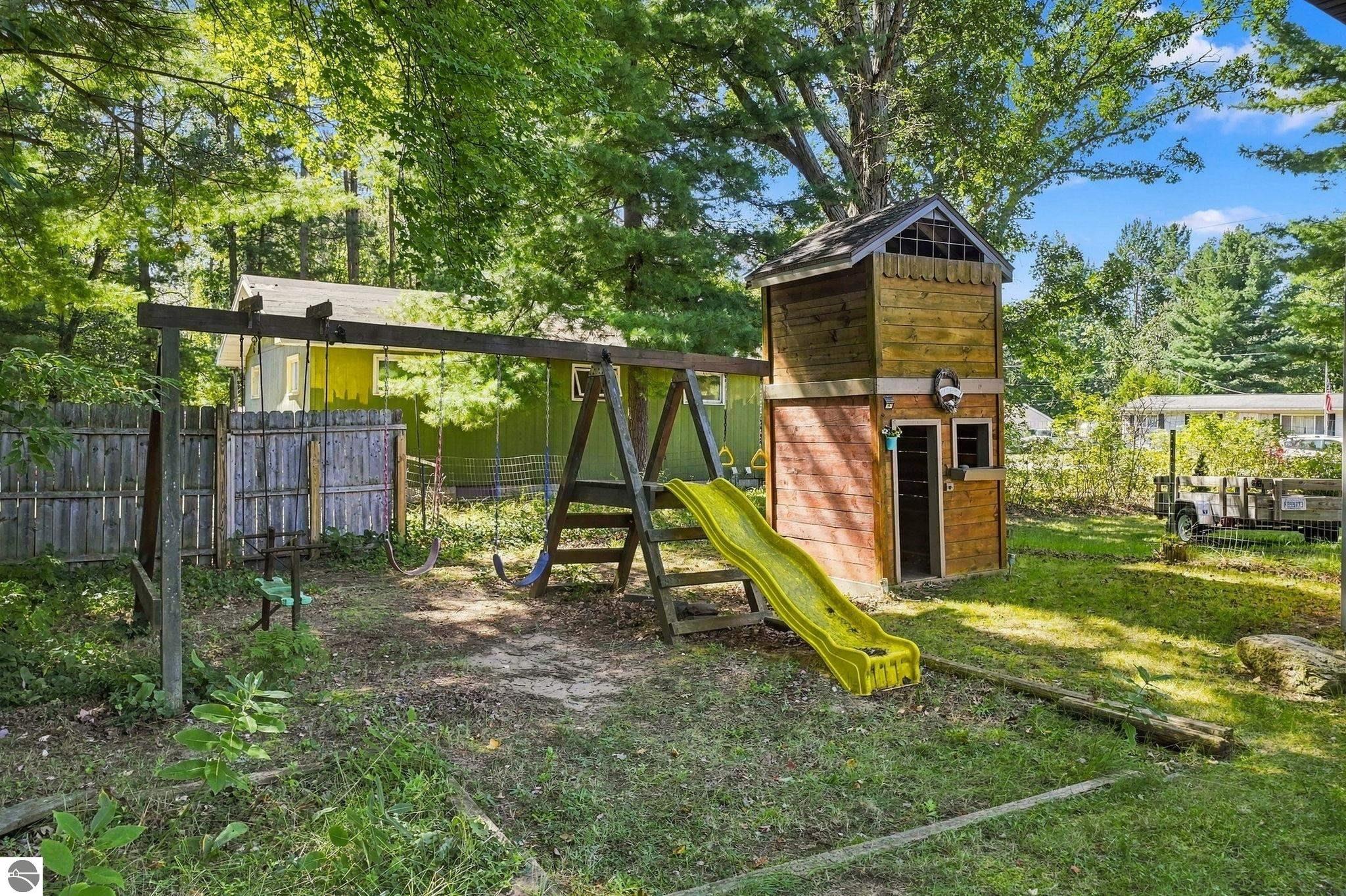 1823 Pine Lane