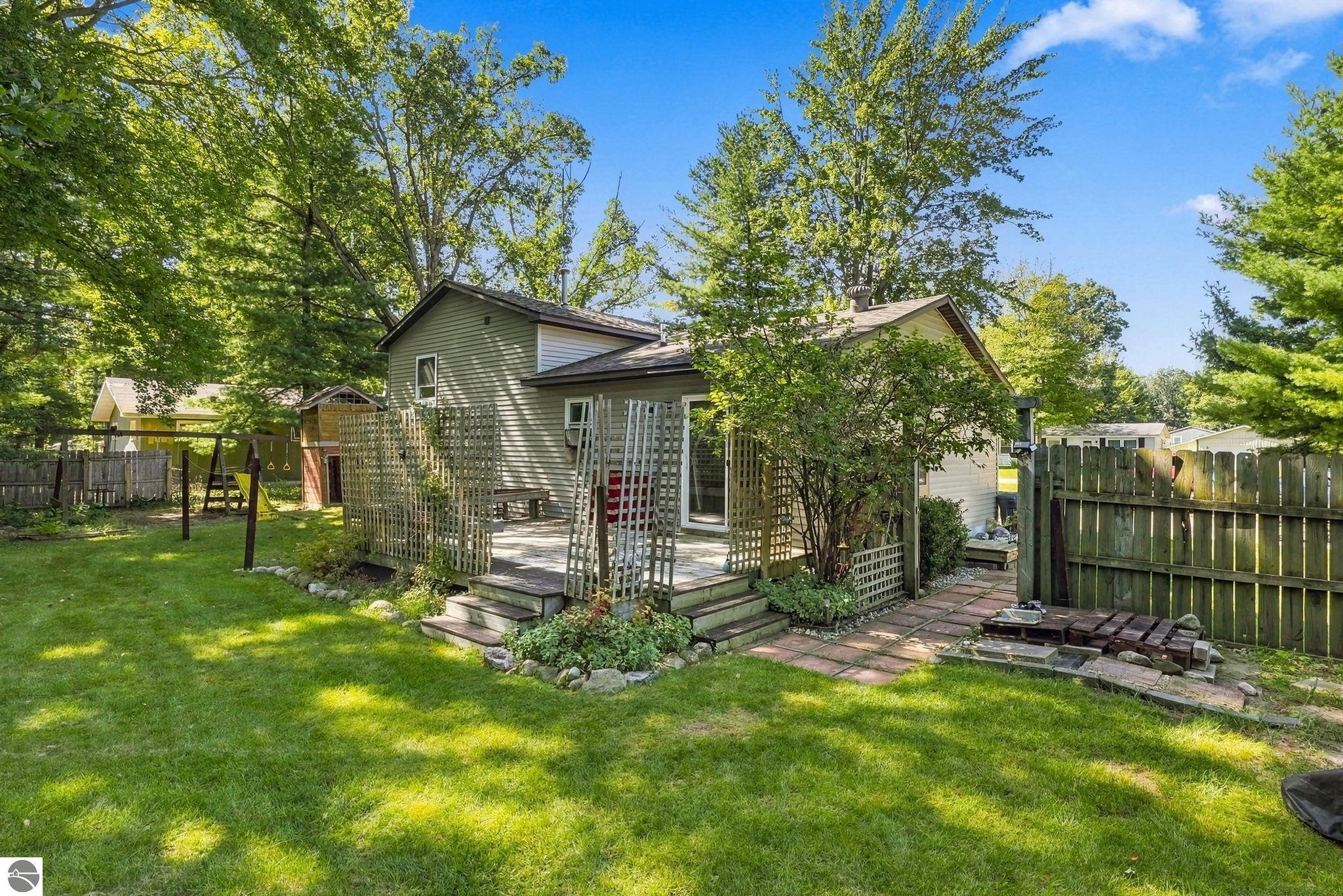 1823 Pine Lane