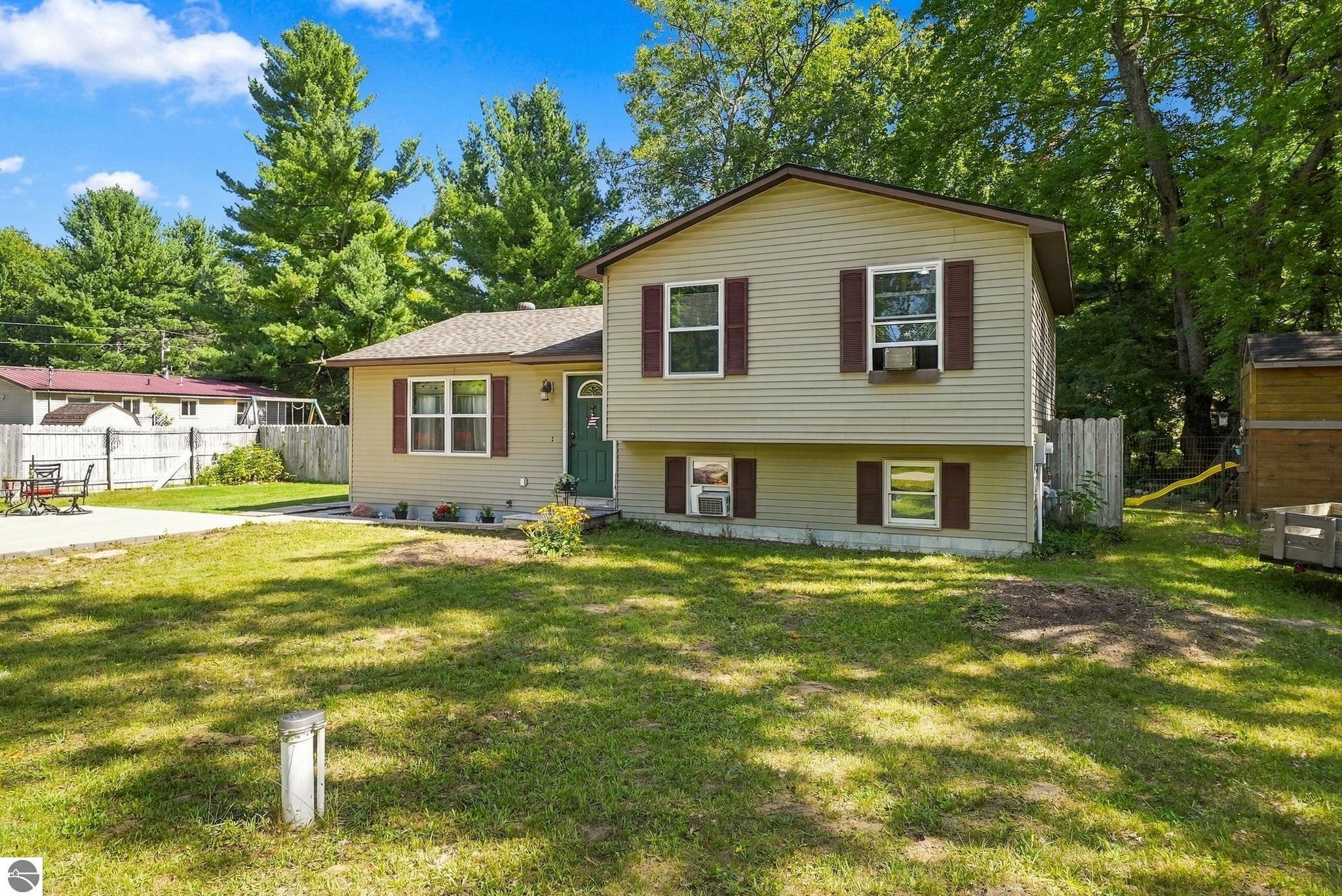 1823 Pine Lane