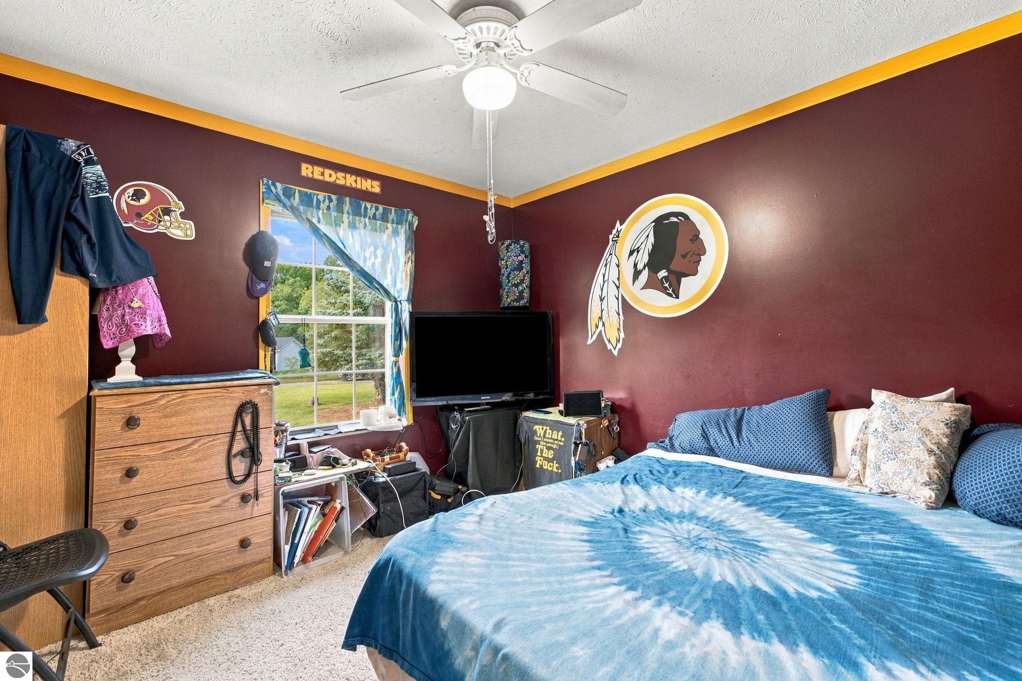 2005 Holland Circle