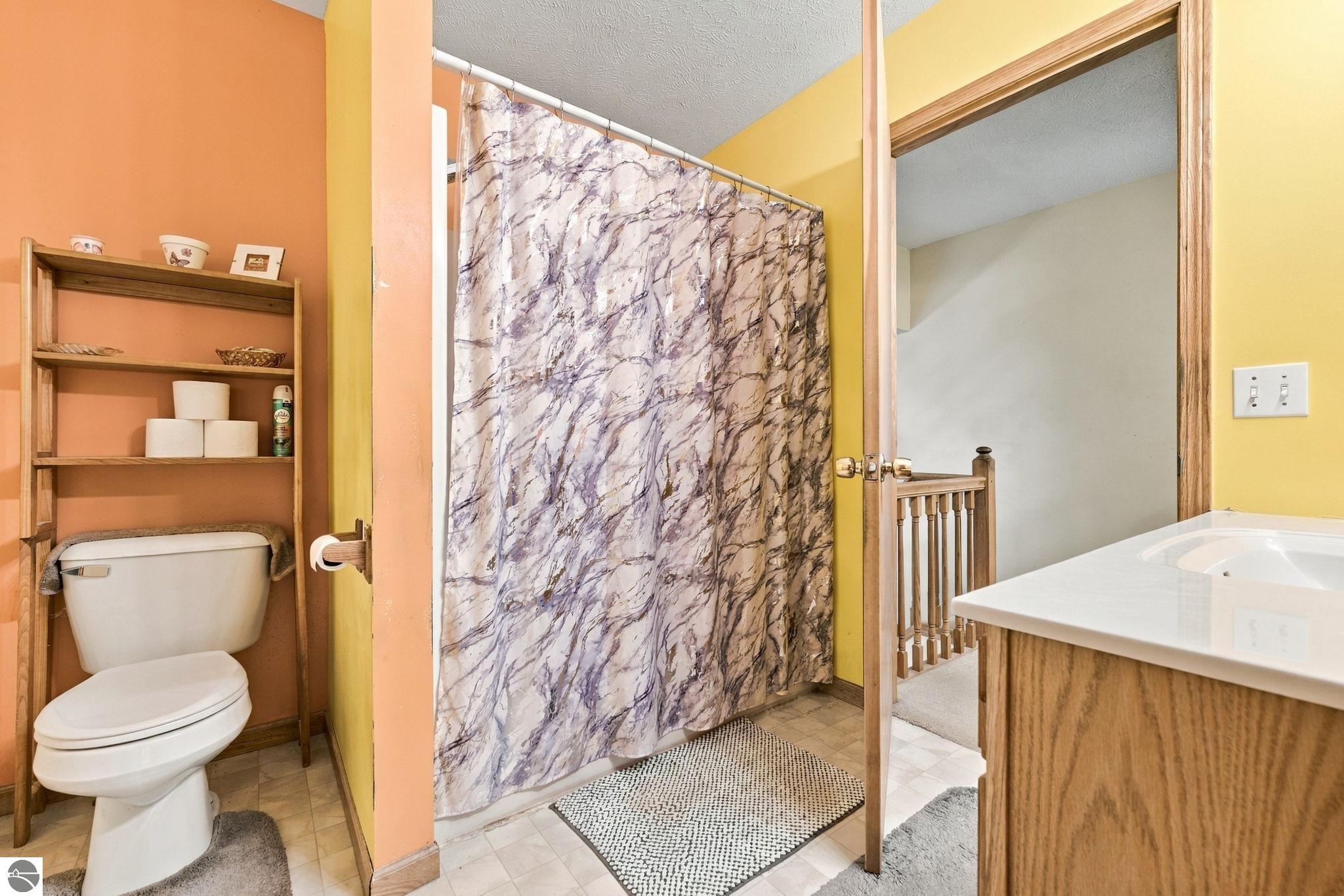 2005 Holland Circle
