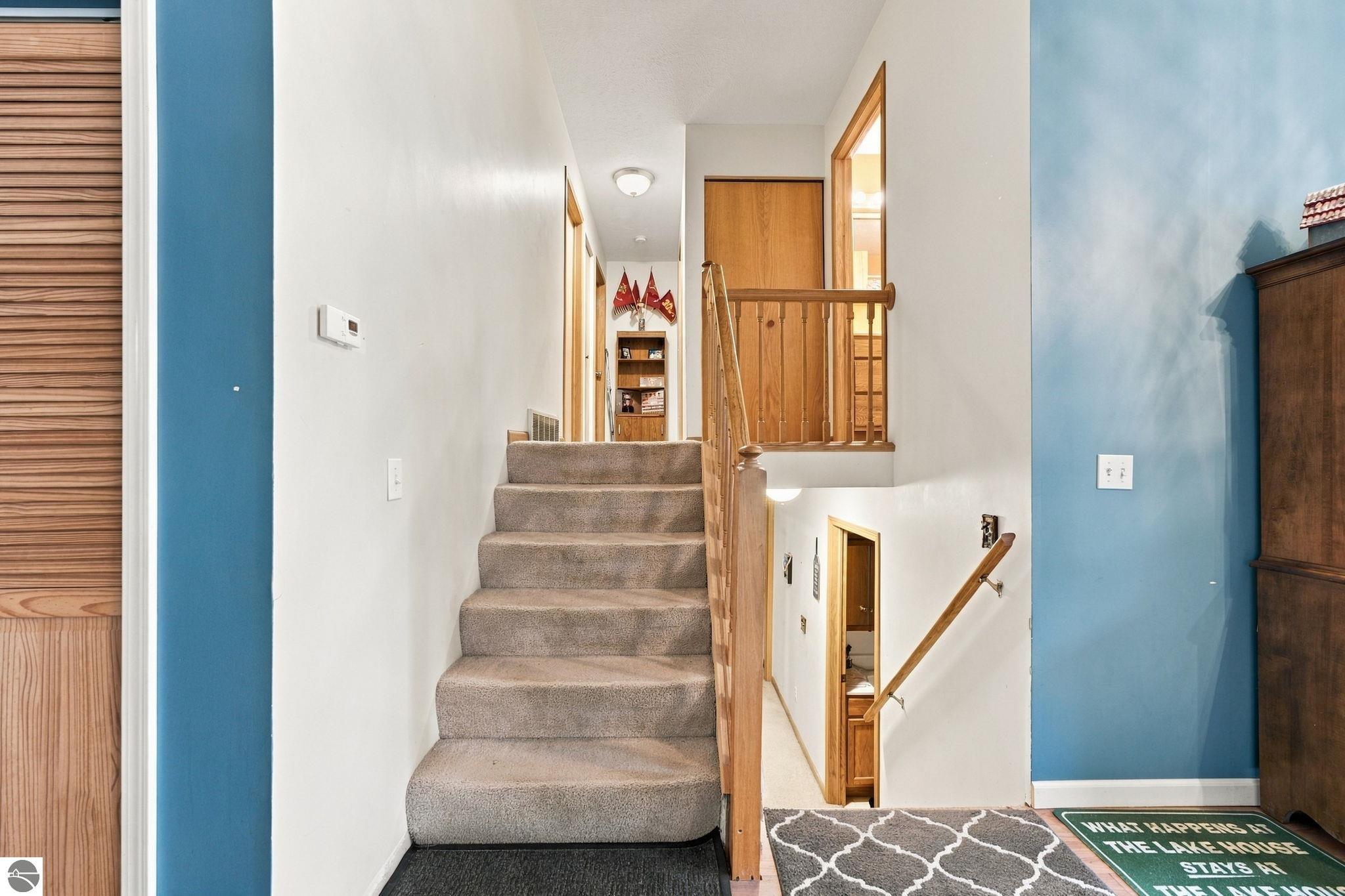2005 Holland Circle