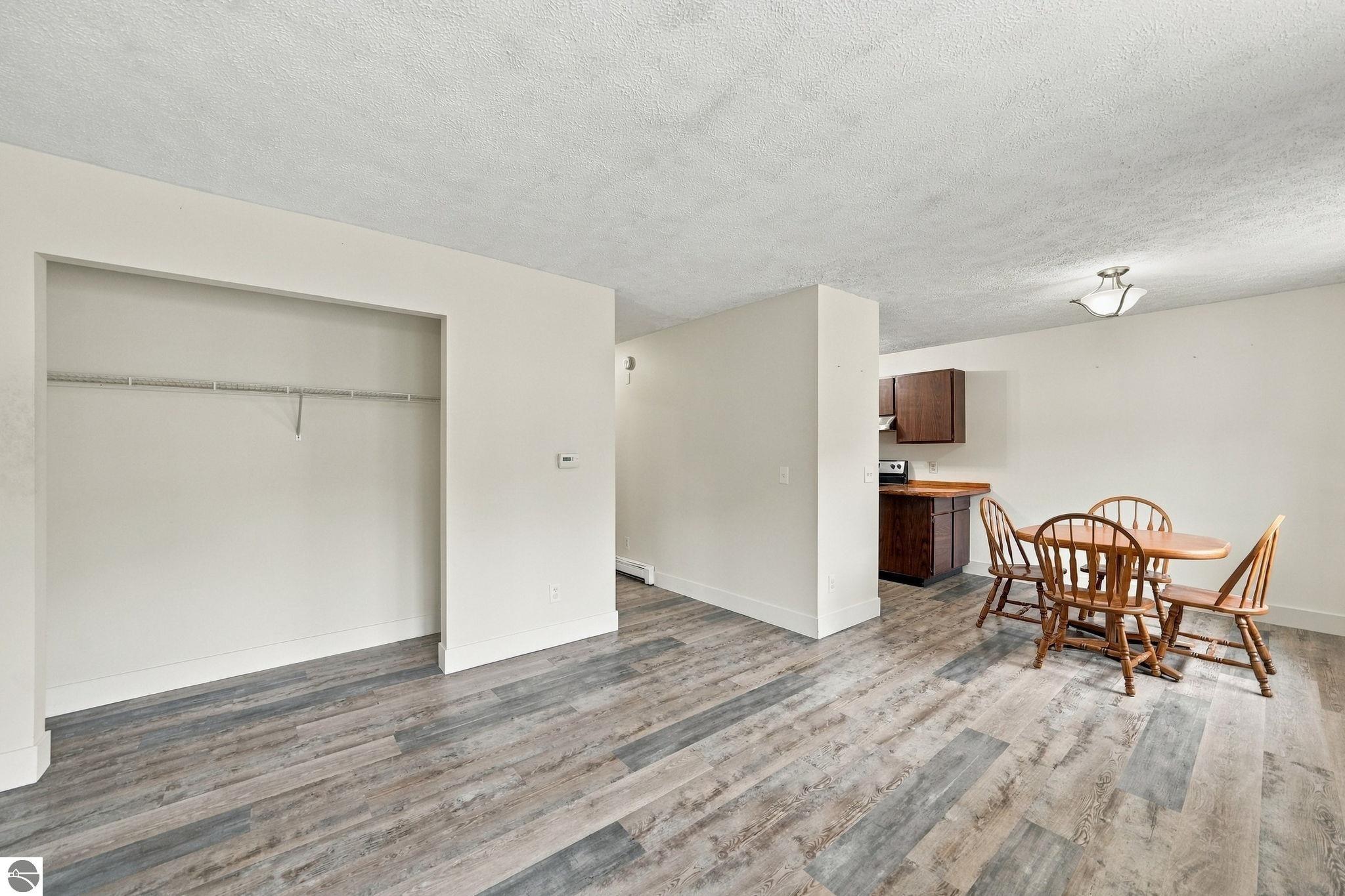 3798 Vale Drive # 14 Unit: #14
