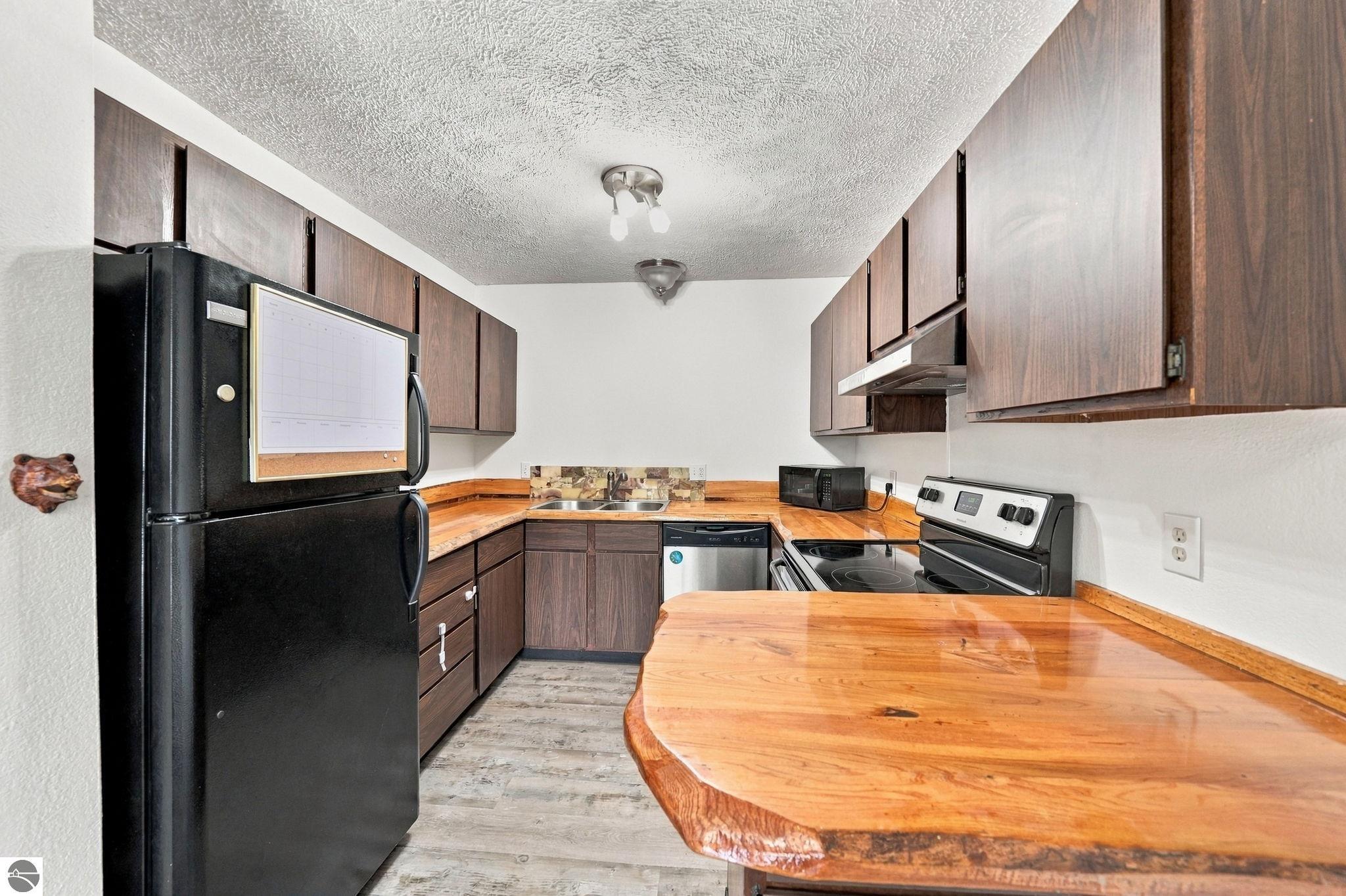 3798 Vale Drive # 14 Unit: #14