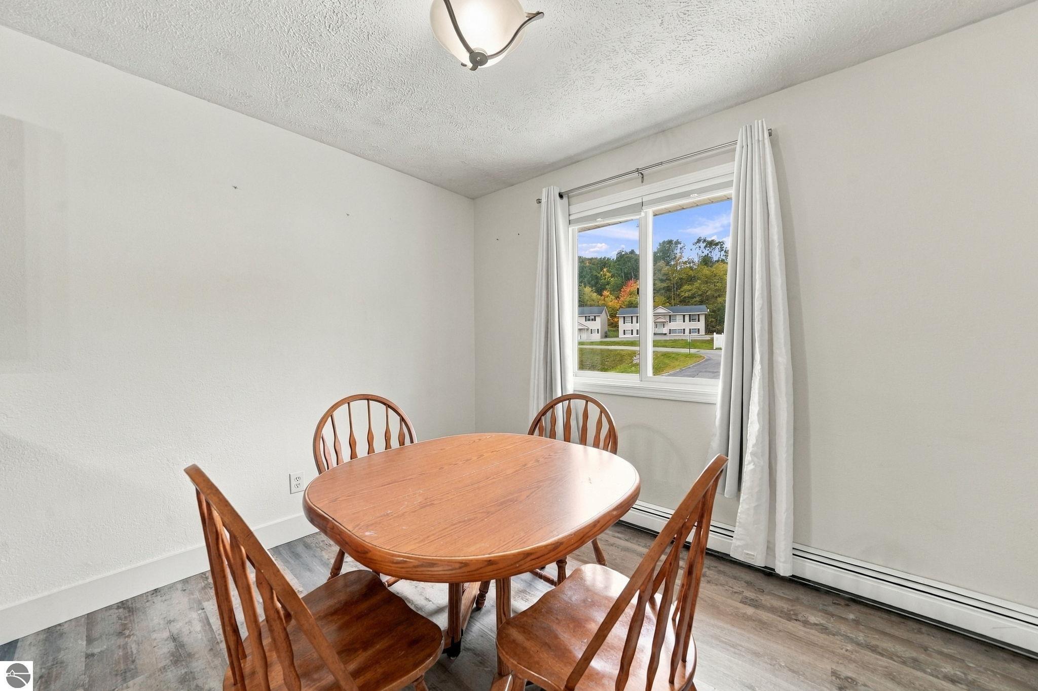 3798 Vale Drive # 14 Unit: #14