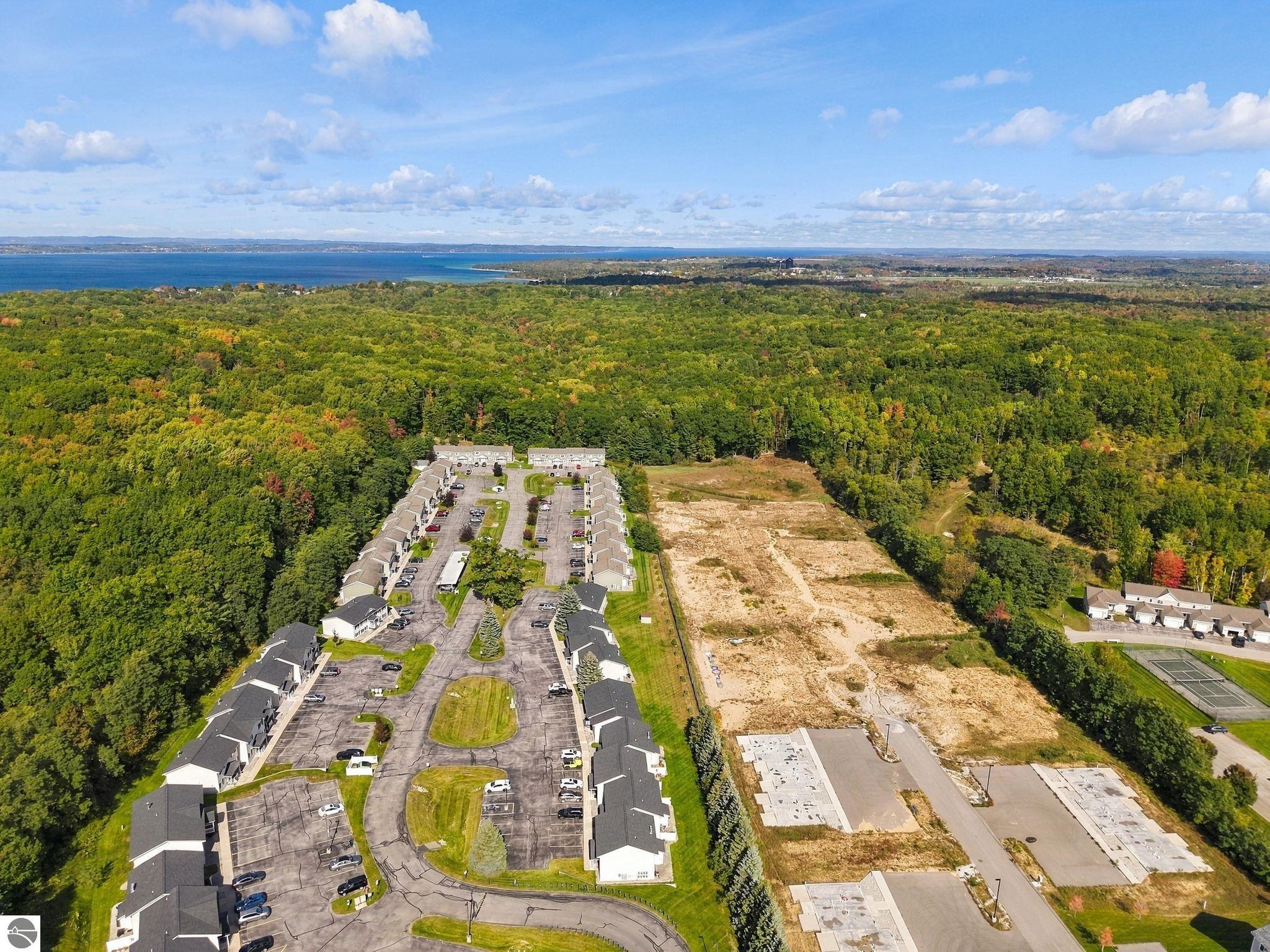 3798 Vale Drive # 14 Unit: #14