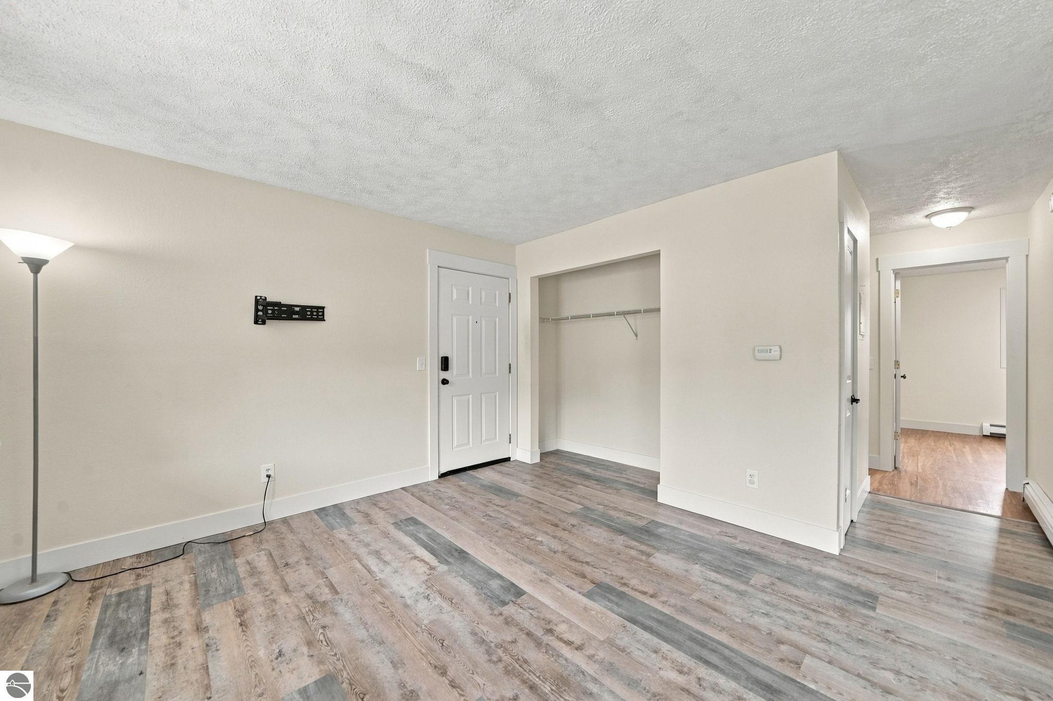 3798 Vale Drive # 14 Unit: #14