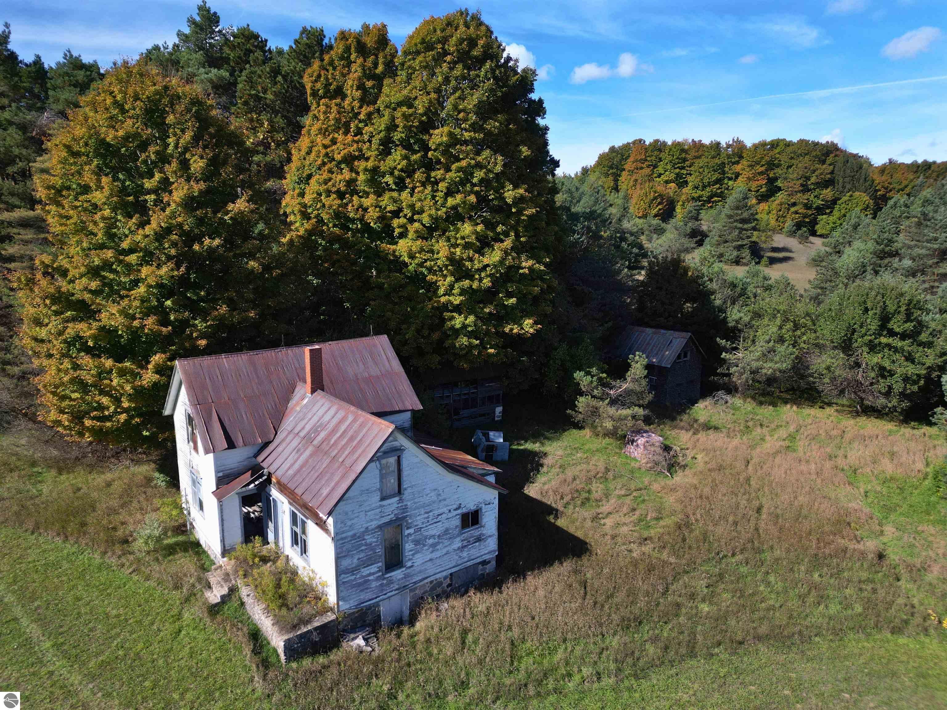 5407 S Good Harbor Trail