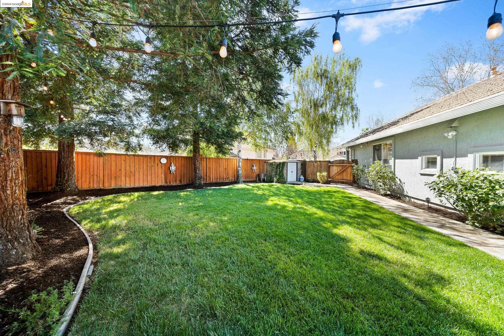 2149 Apple Hill Ter