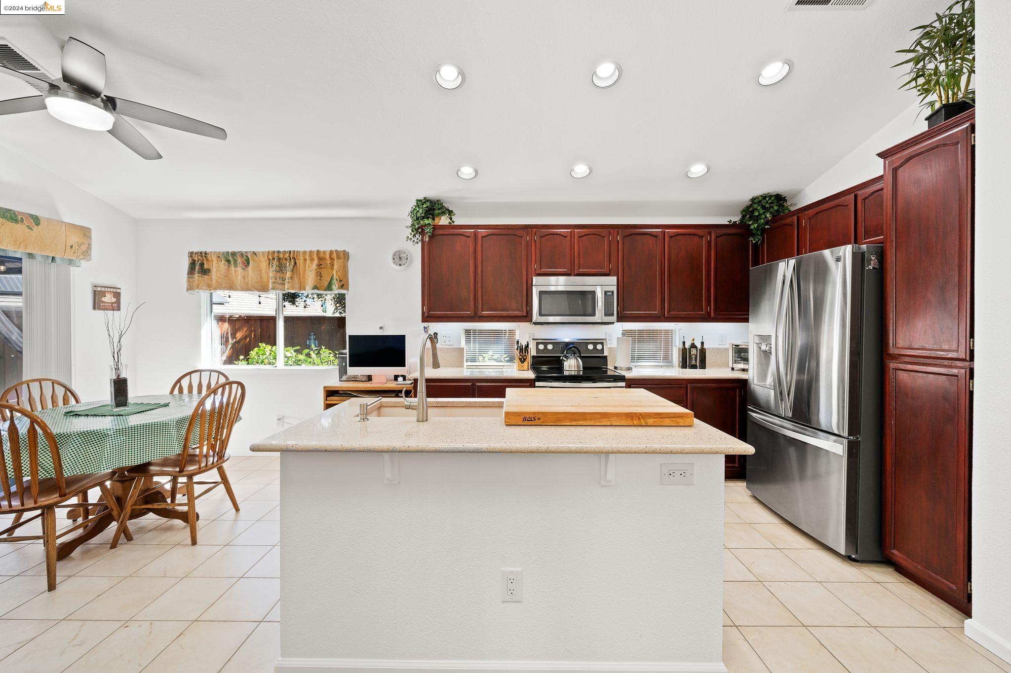 2149 Apple Hill Ter
