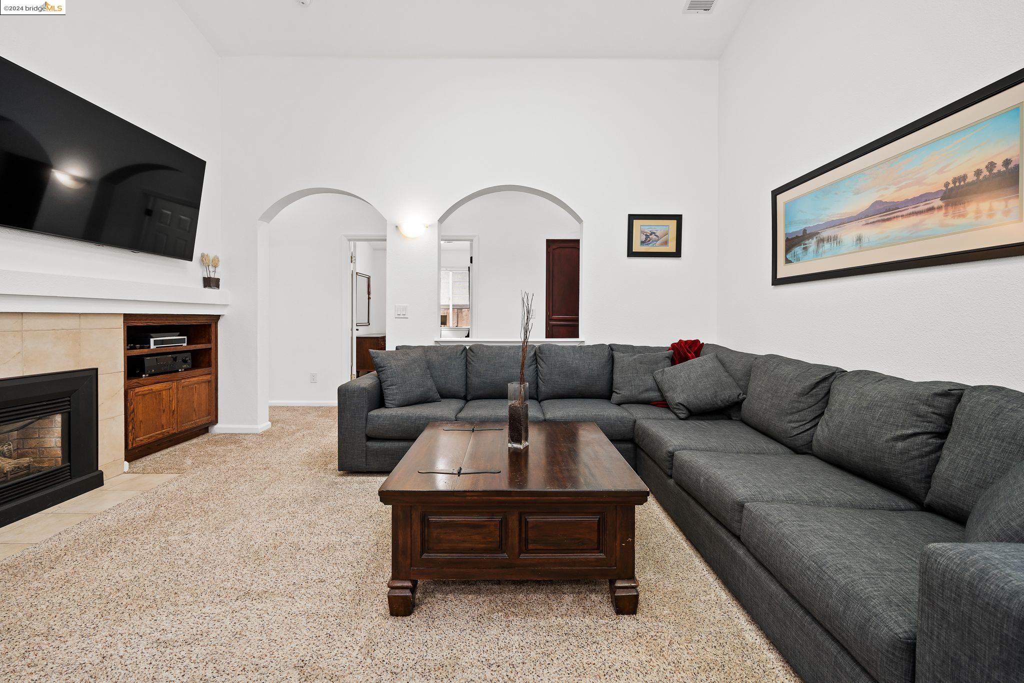 2149 Apple Hill Ter