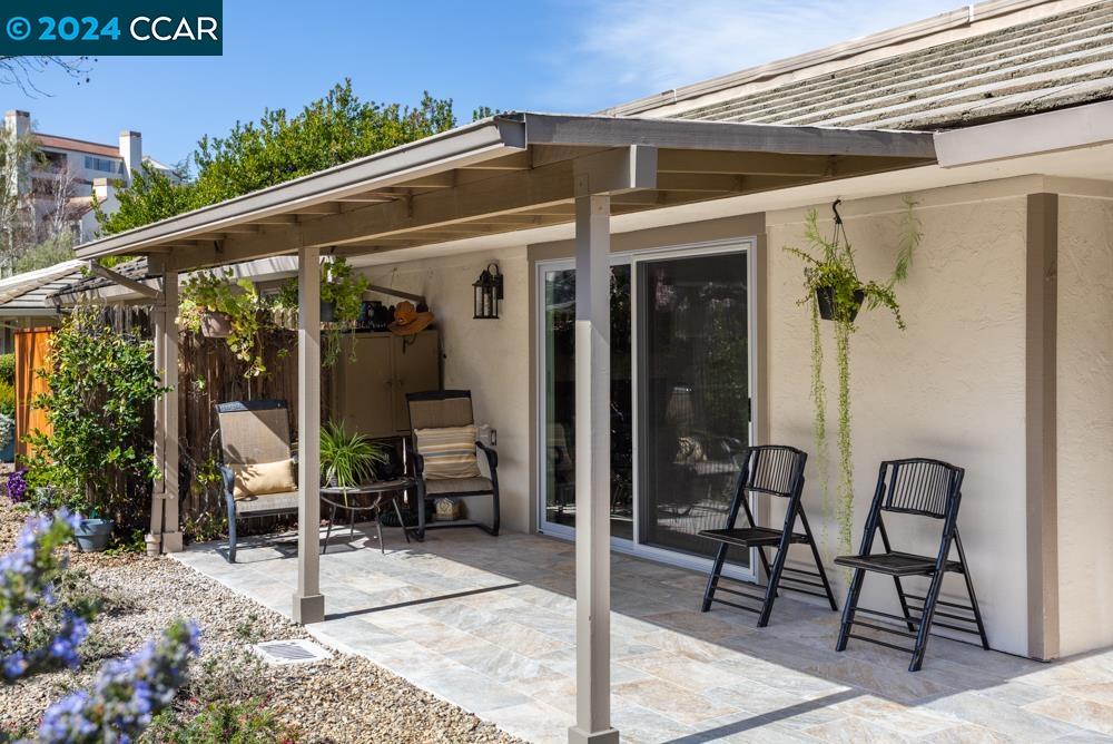 2921 Ptarmigan Dr # 4