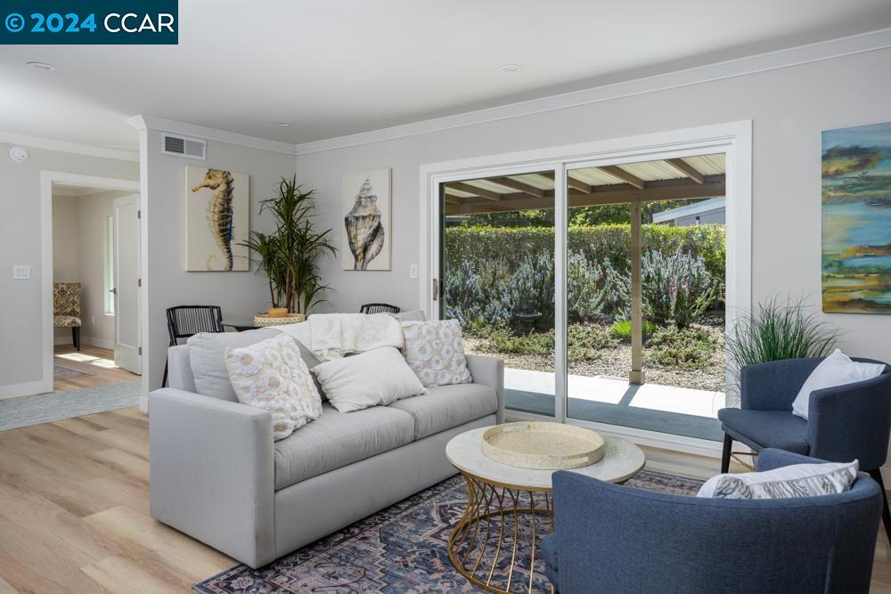 2921 Ptarmigan Dr # 4