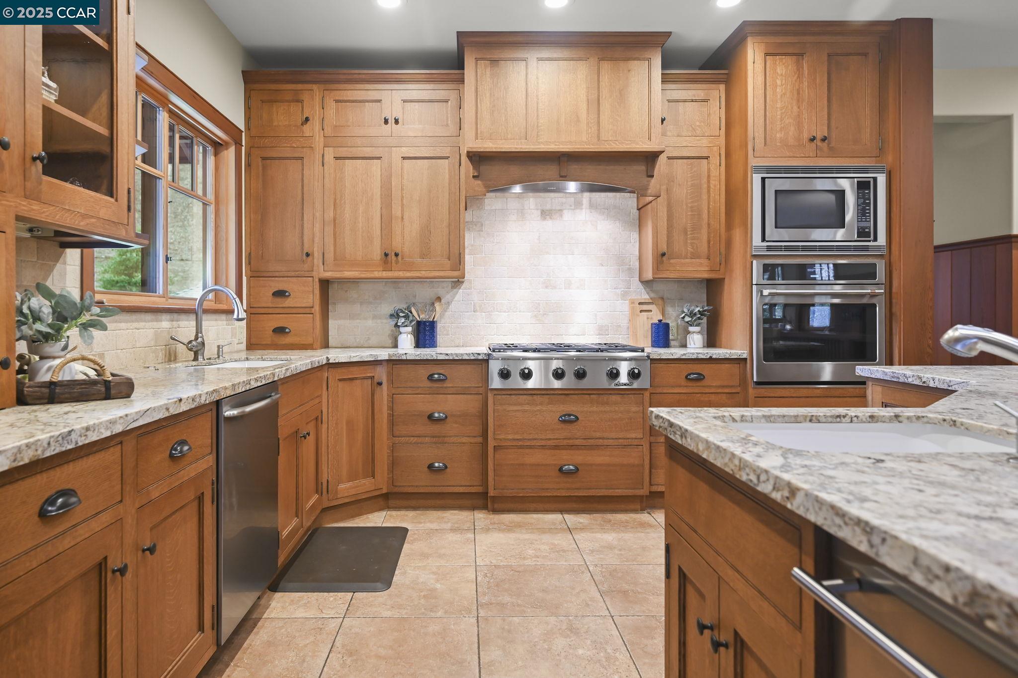 261 Castle Hill Ranch Rd