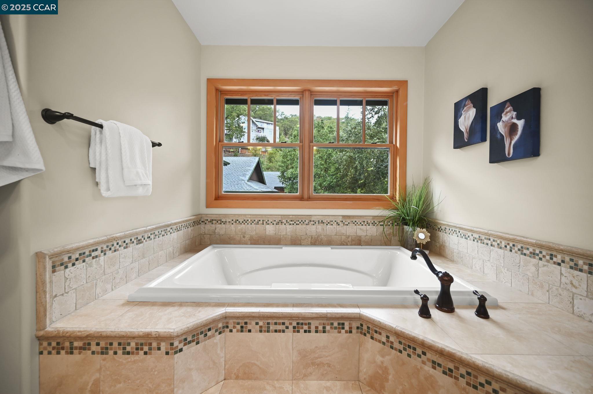 261 Castle Hill Ranch Rd