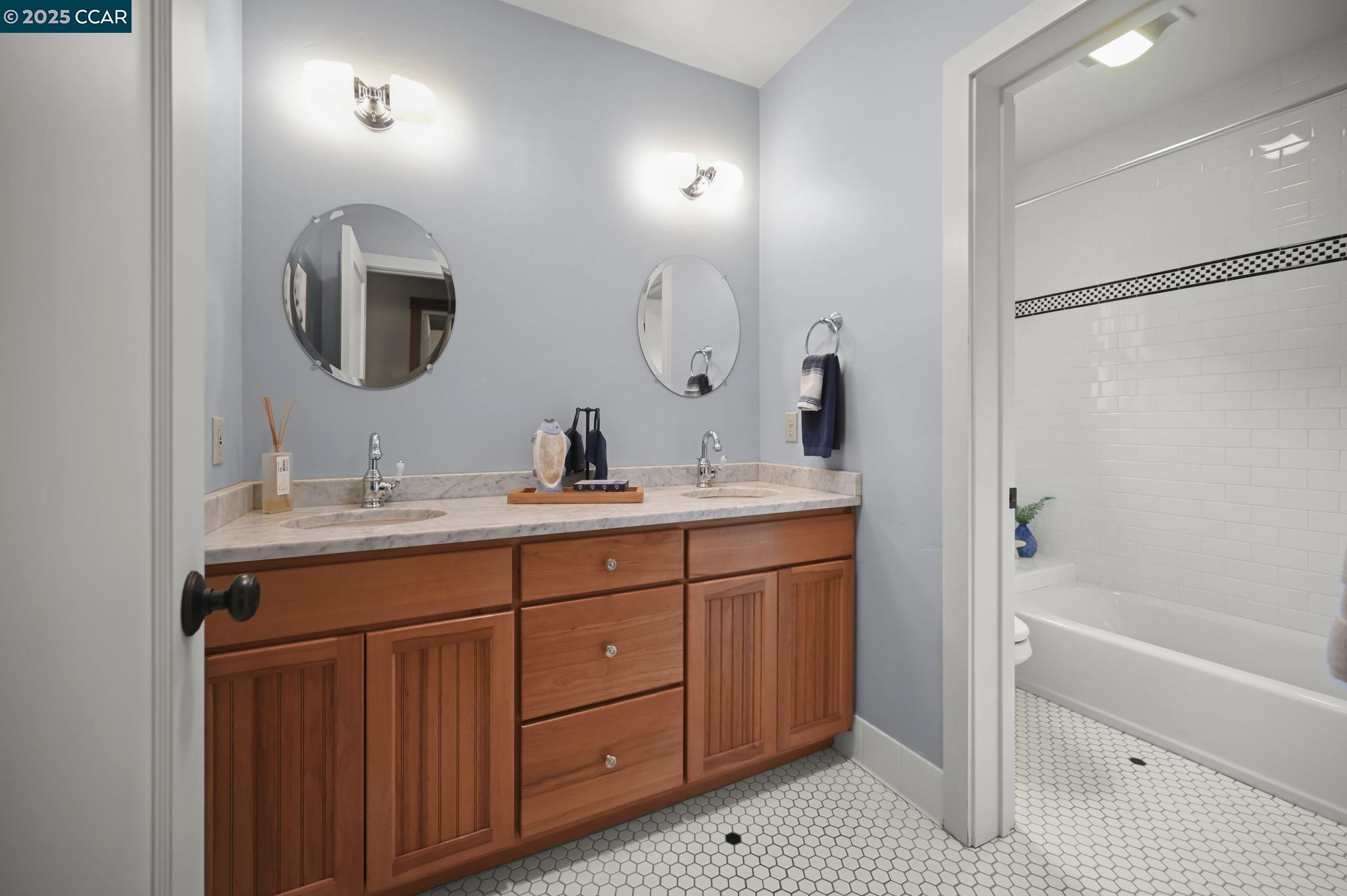 261 Castle Hill Ranch Rd