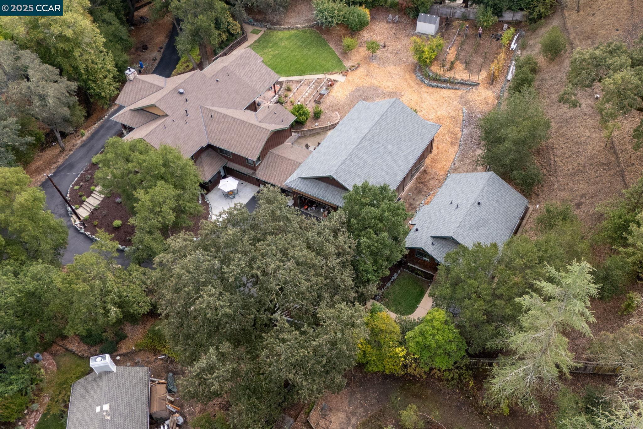 261 Castle Hill Ranch Rd