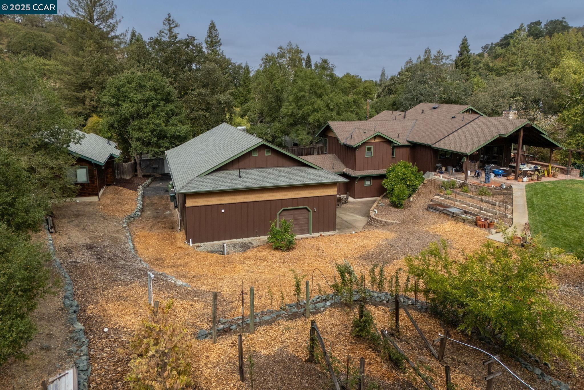 261 Castle Hill Ranch Rd