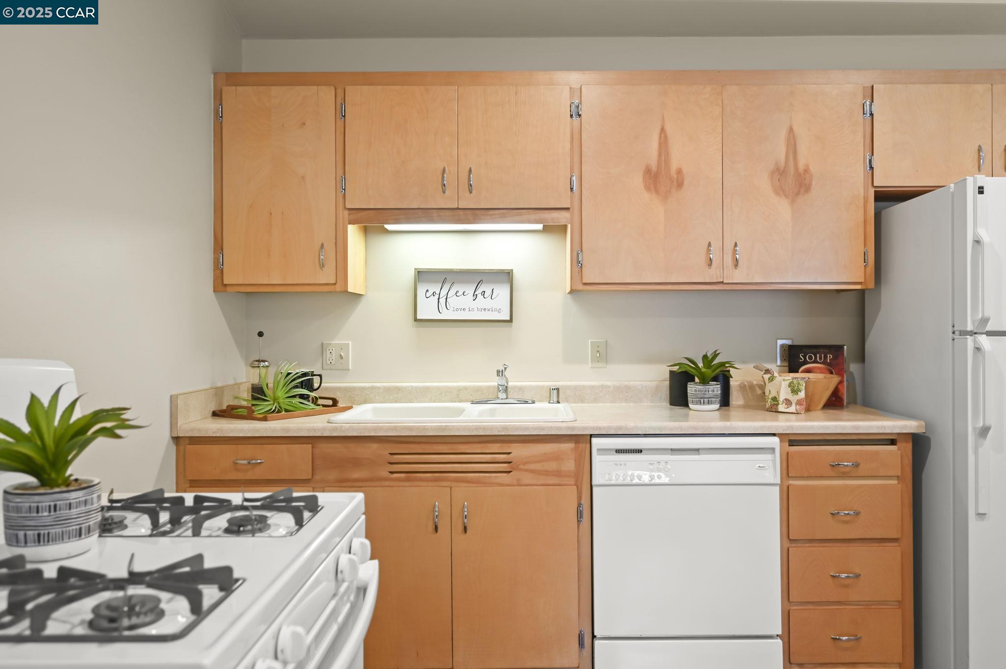 261 Castle Hill Ranch Rd