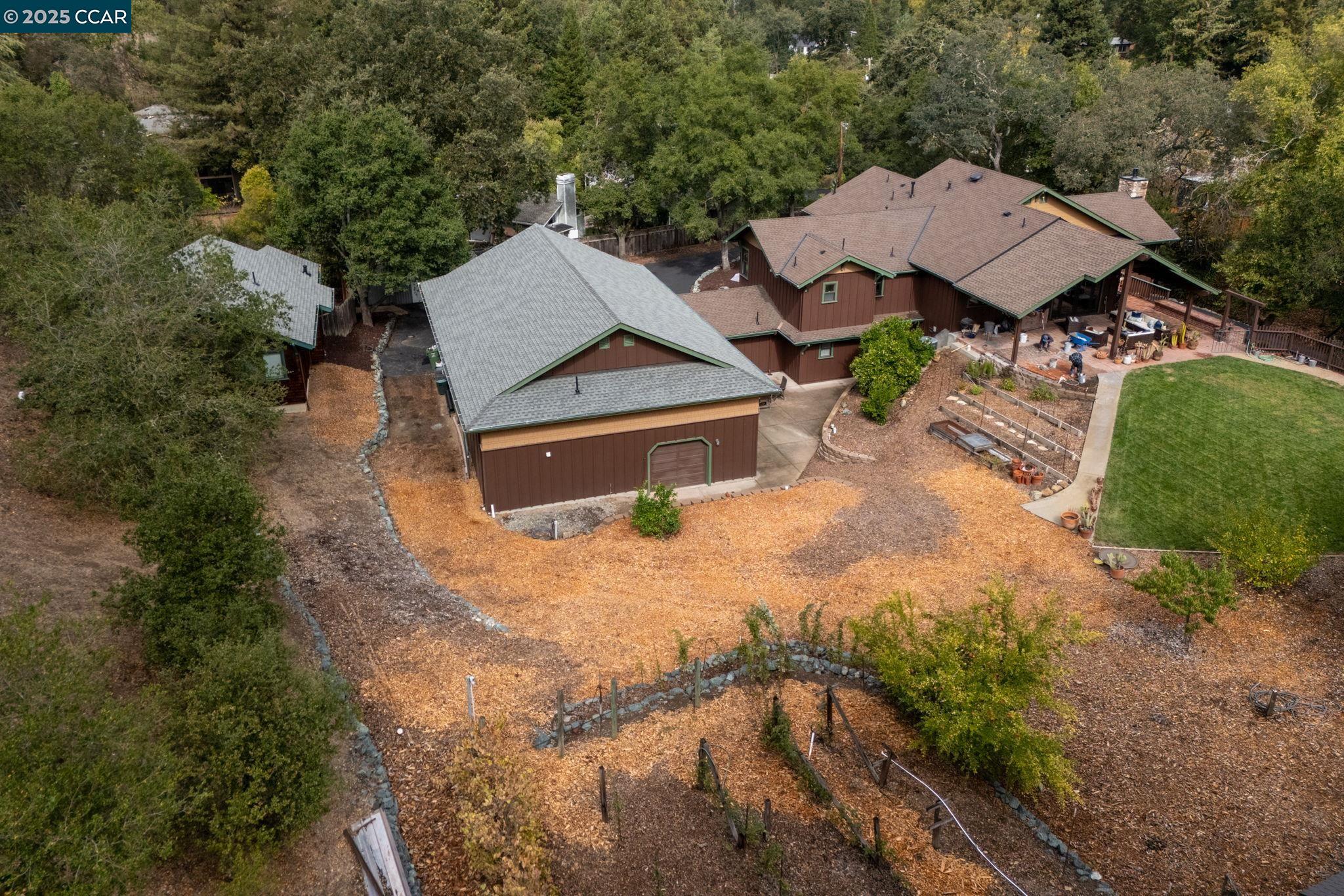 261 Castle Hill Ranch Rd