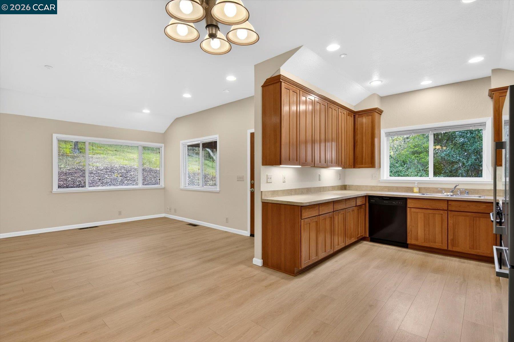 261 Castle Hill Ranch Rd # A