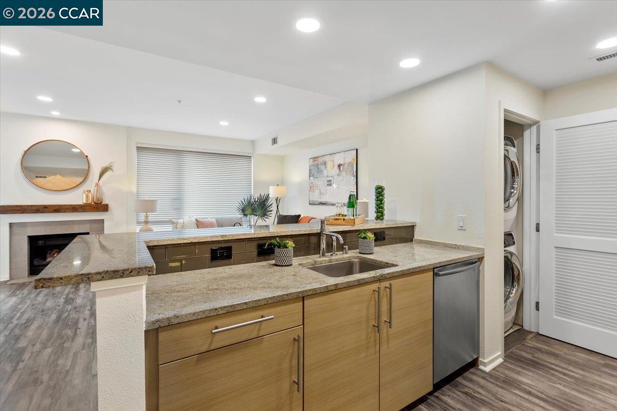 1655 N California Blvd # 312