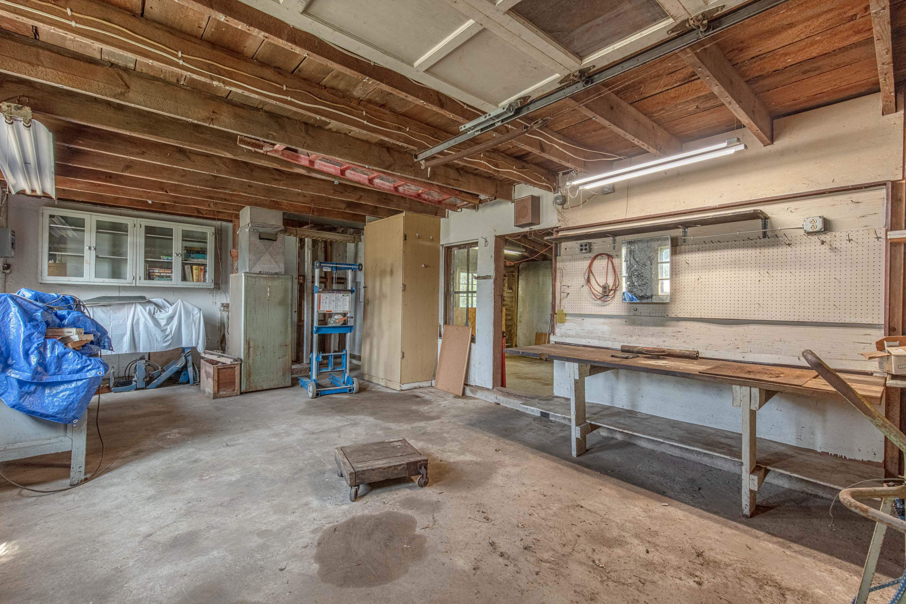 7089 Martinson Road