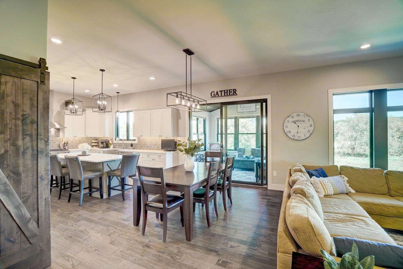 7814 Bluestem Trail