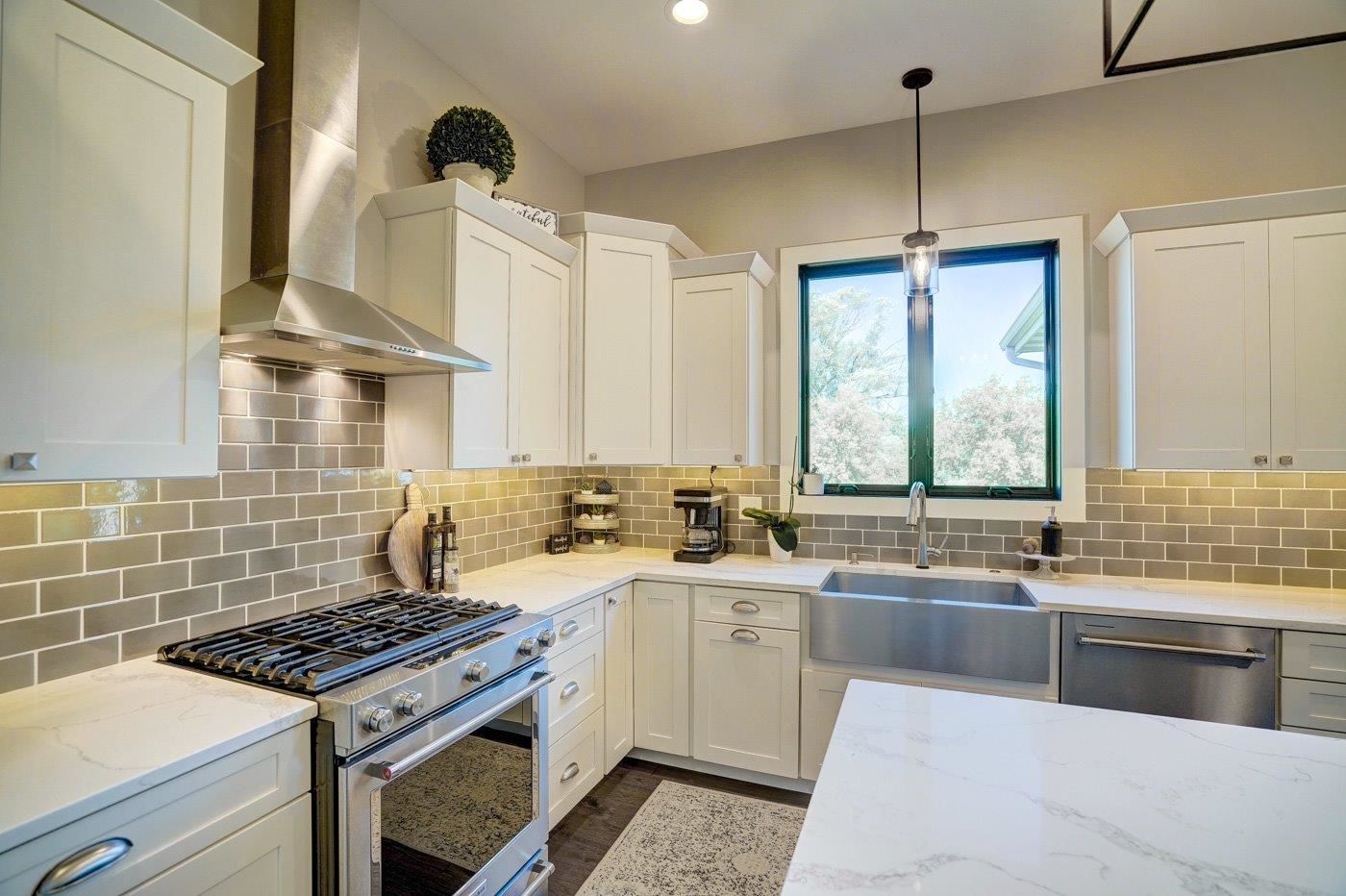 7814 Bluestem Trail