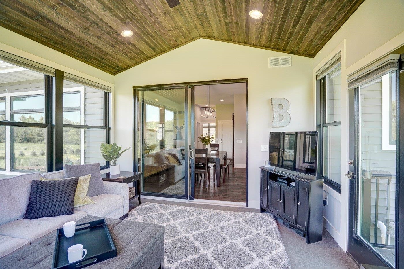 7814 Bluestem Trail