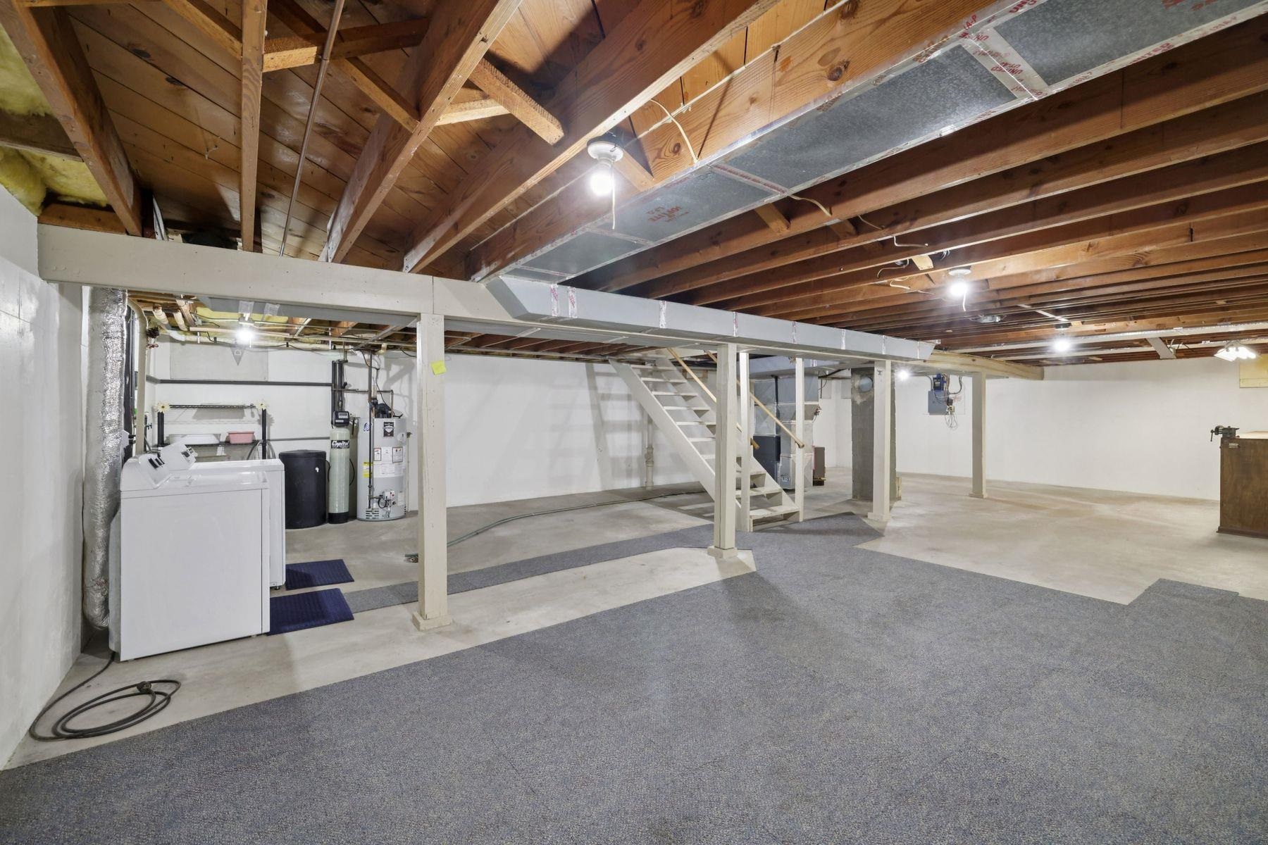 1000 Tompkins Drive