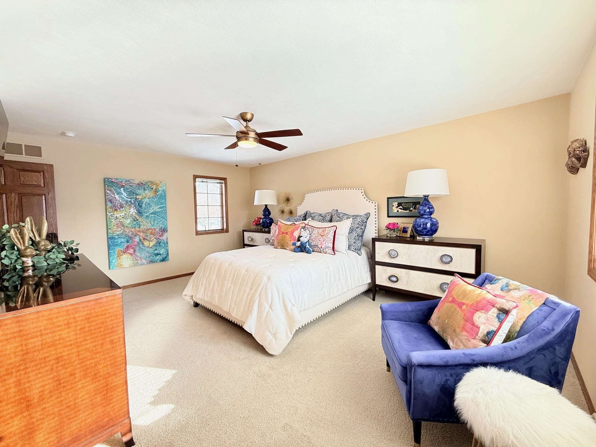 105 Oak Springs Circle
