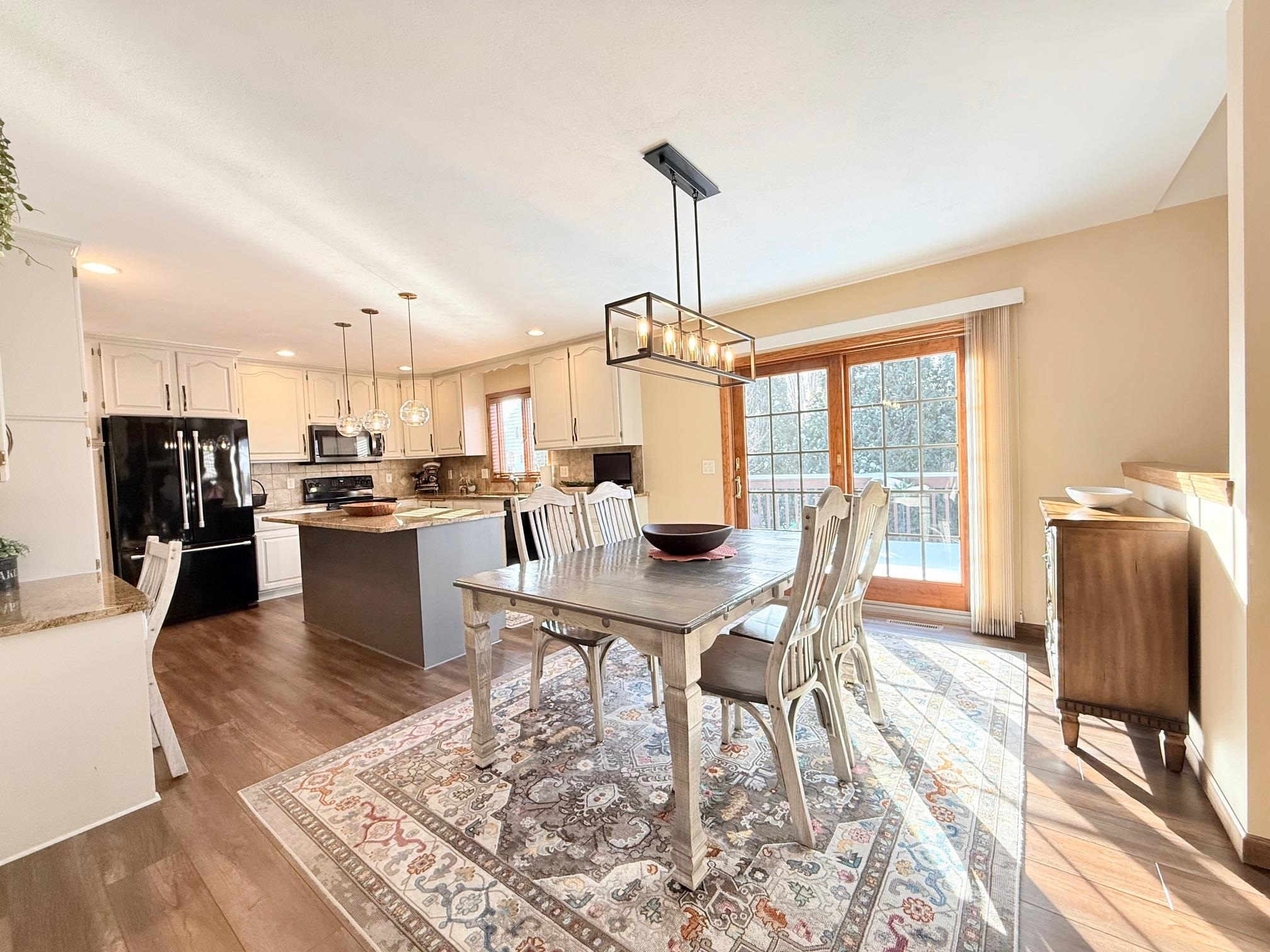 105 Oak Springs Circle