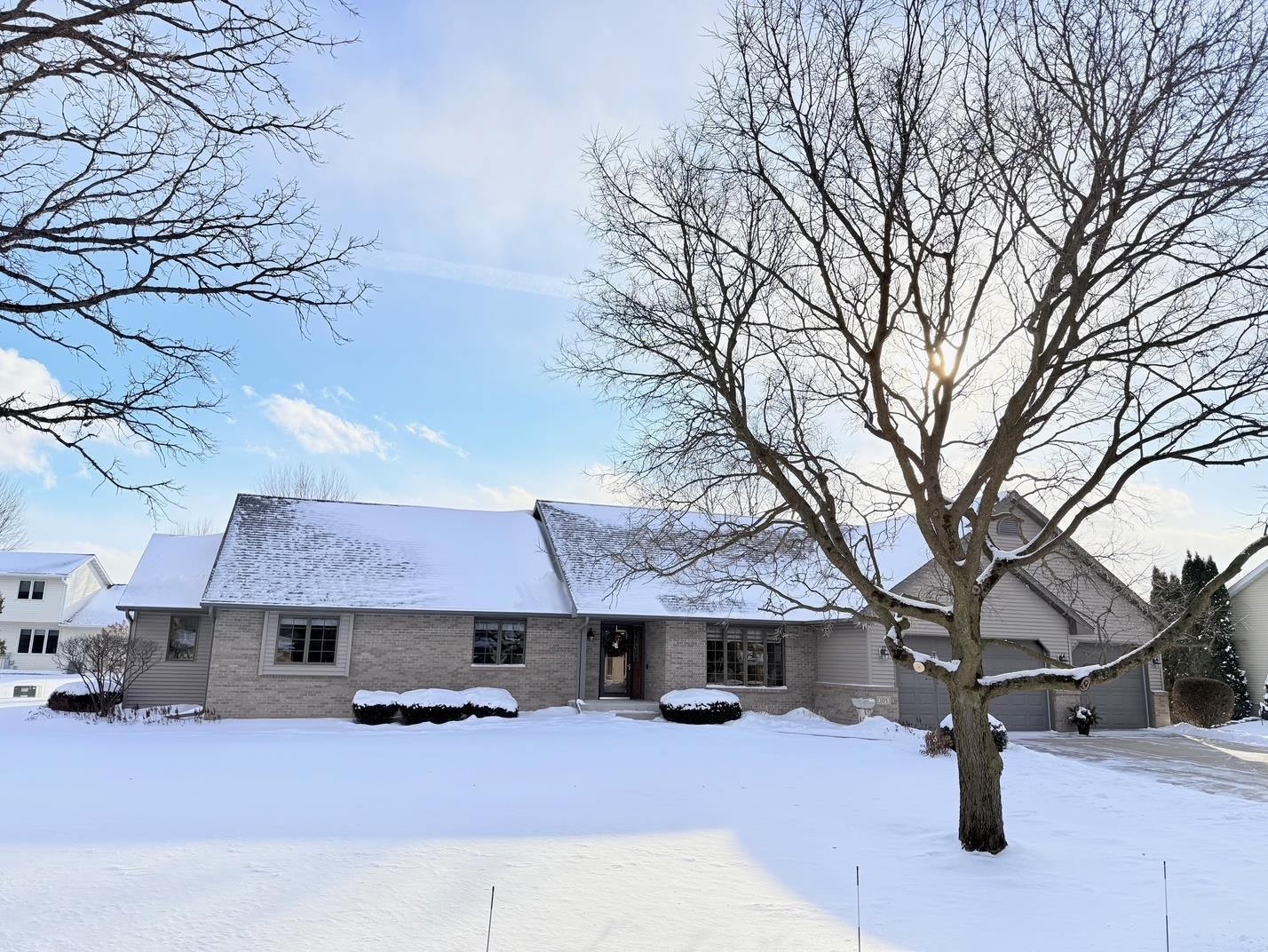 105 Oak Springs Circle