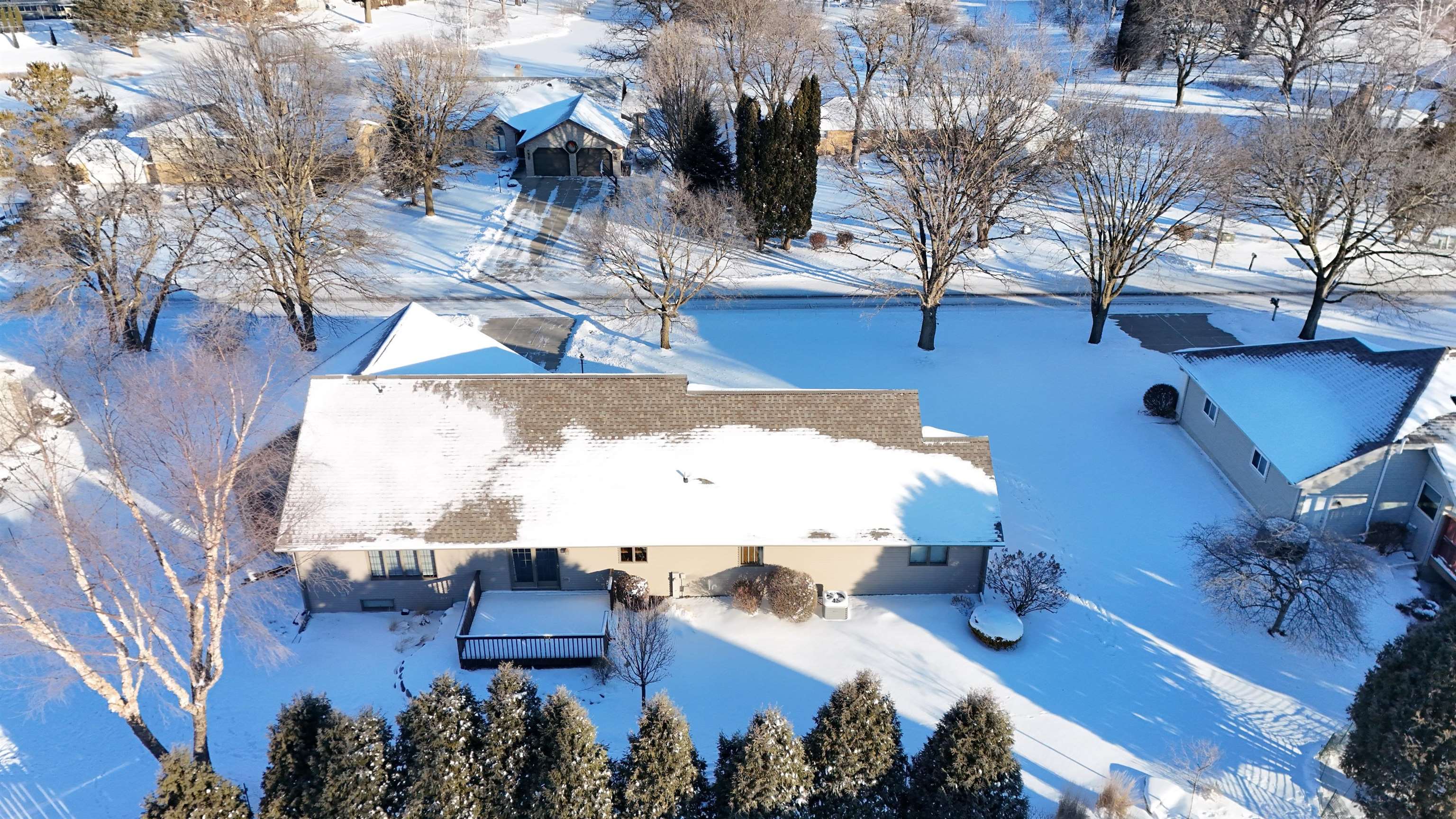 105 Oak Springs Circle