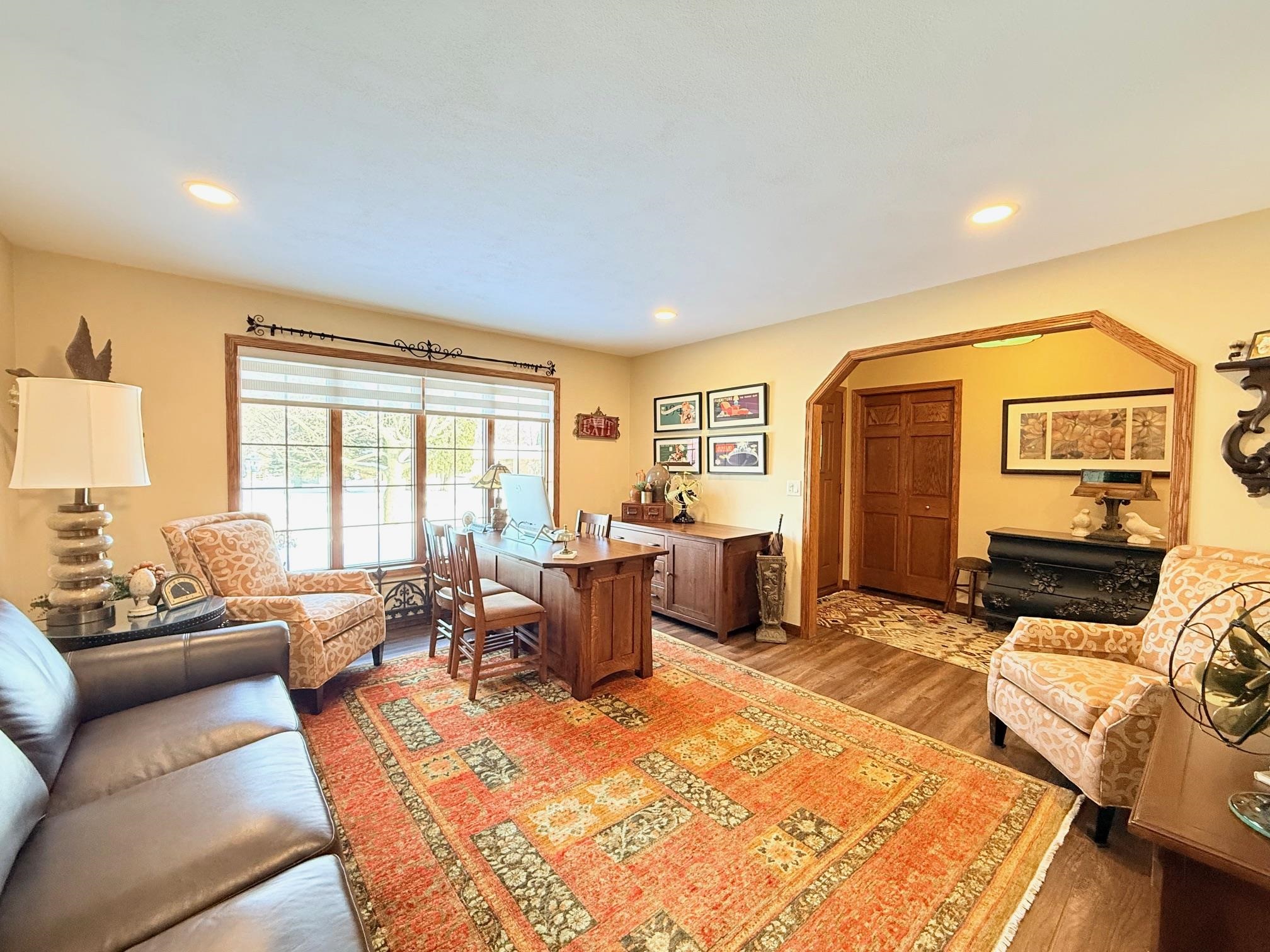 105 Oak Springs Circle